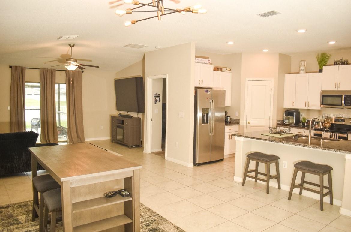 Image 14 of 24 For 16623 Carlton Pond Street