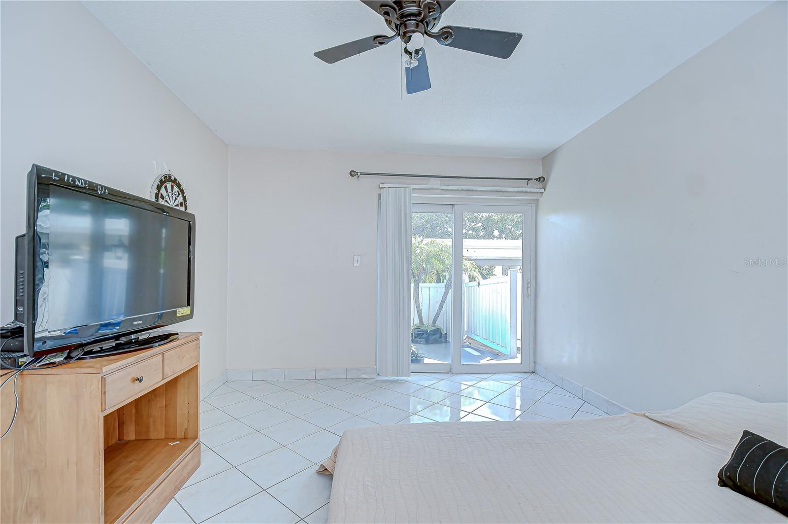Image 32 of 57 For 1655 Highland Avenue B118