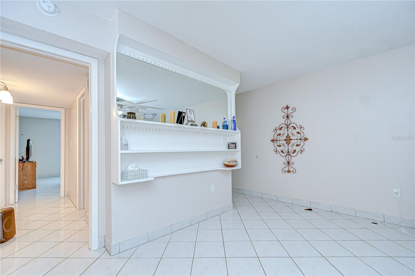 Image 8 of 57 For 1655 Highland Avenue B118