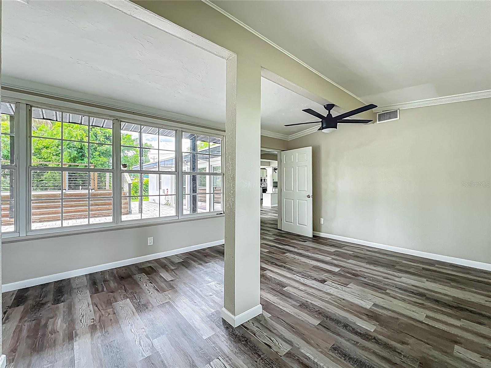 Image 19 of 45 For 93 Mariana Avenue