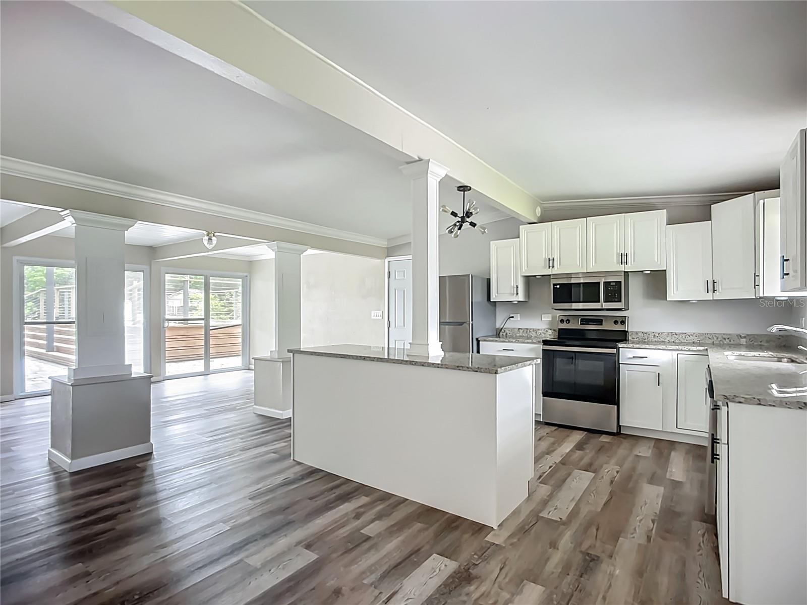 Image 34 of 45 For 93 Mariana Avenue