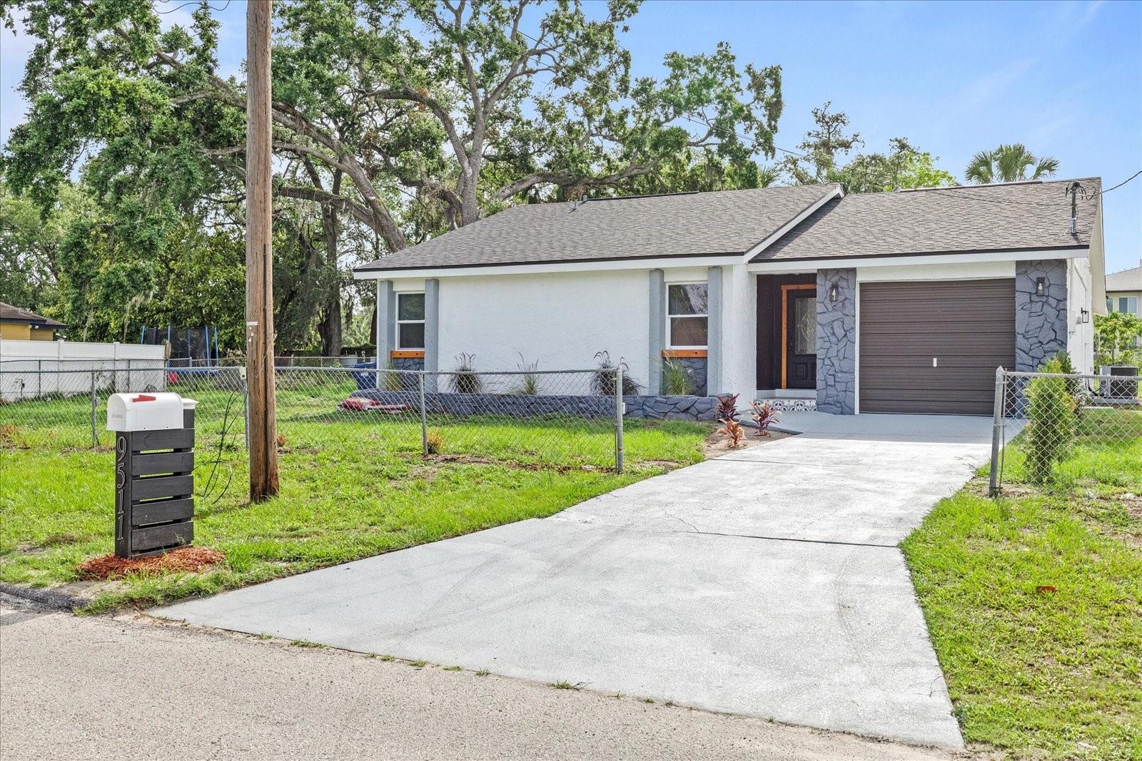 Details for 9511 Hyaleah Road, TAMPA, FL 33617