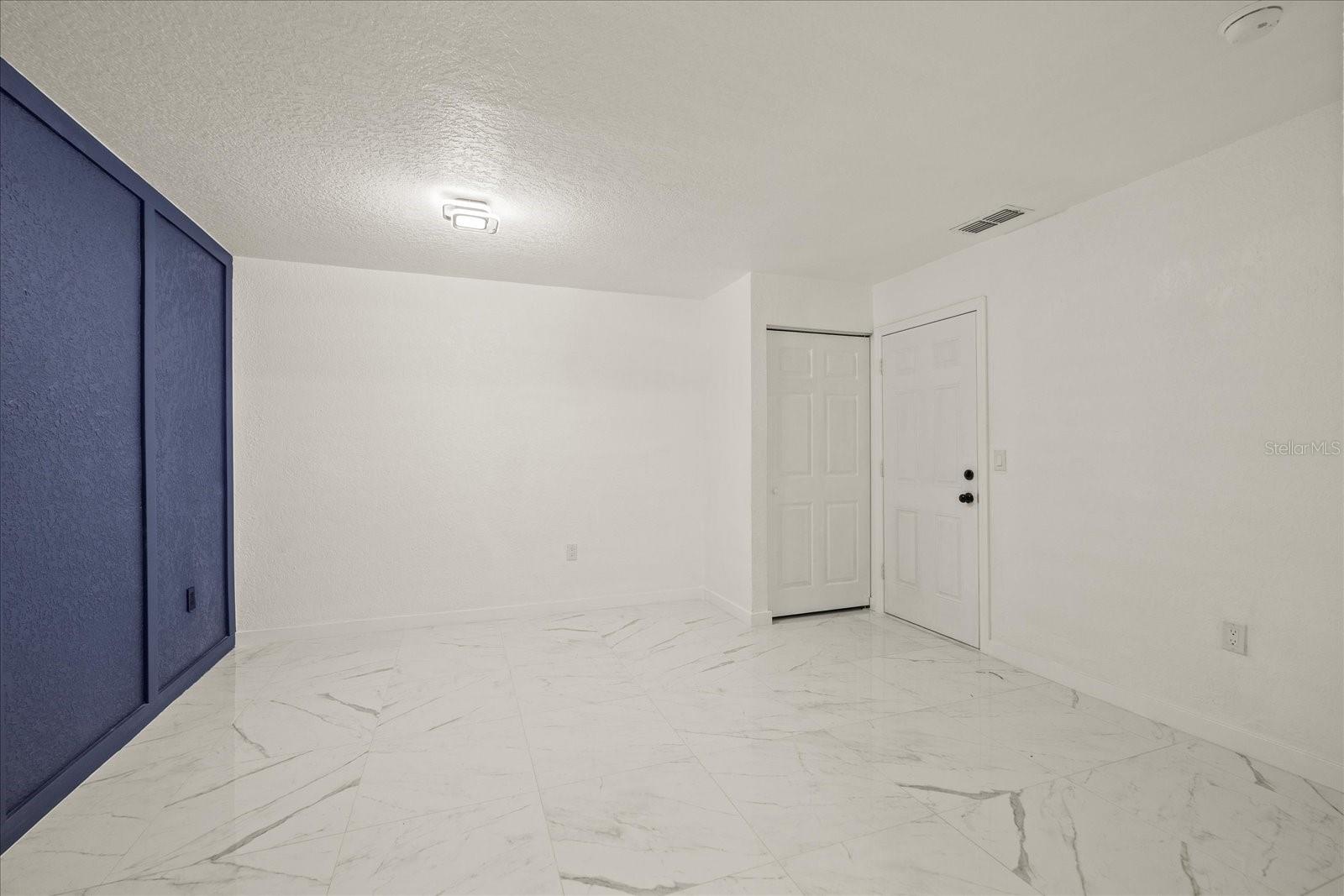 Image 12 of 34 For 9511 Hyaleah Road