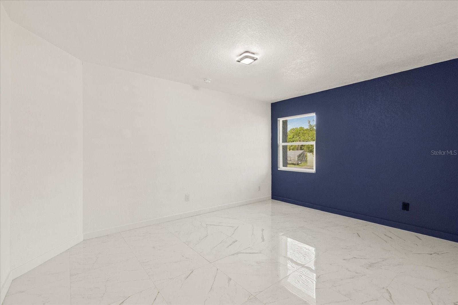 Image 18 of 34 For 9511 Hyaleah Road