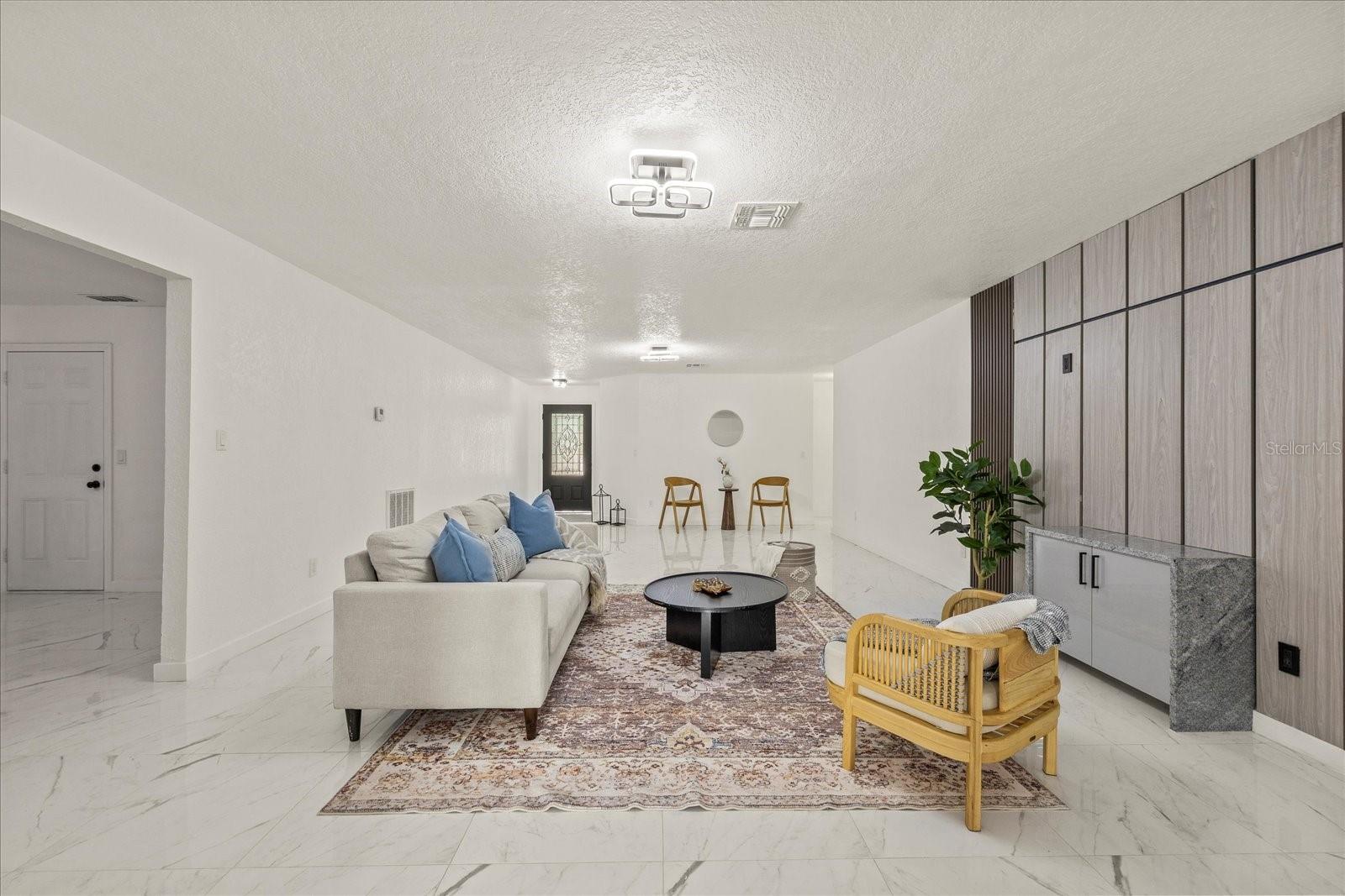Image 8 of 34 For 9511 Hyaleah Road