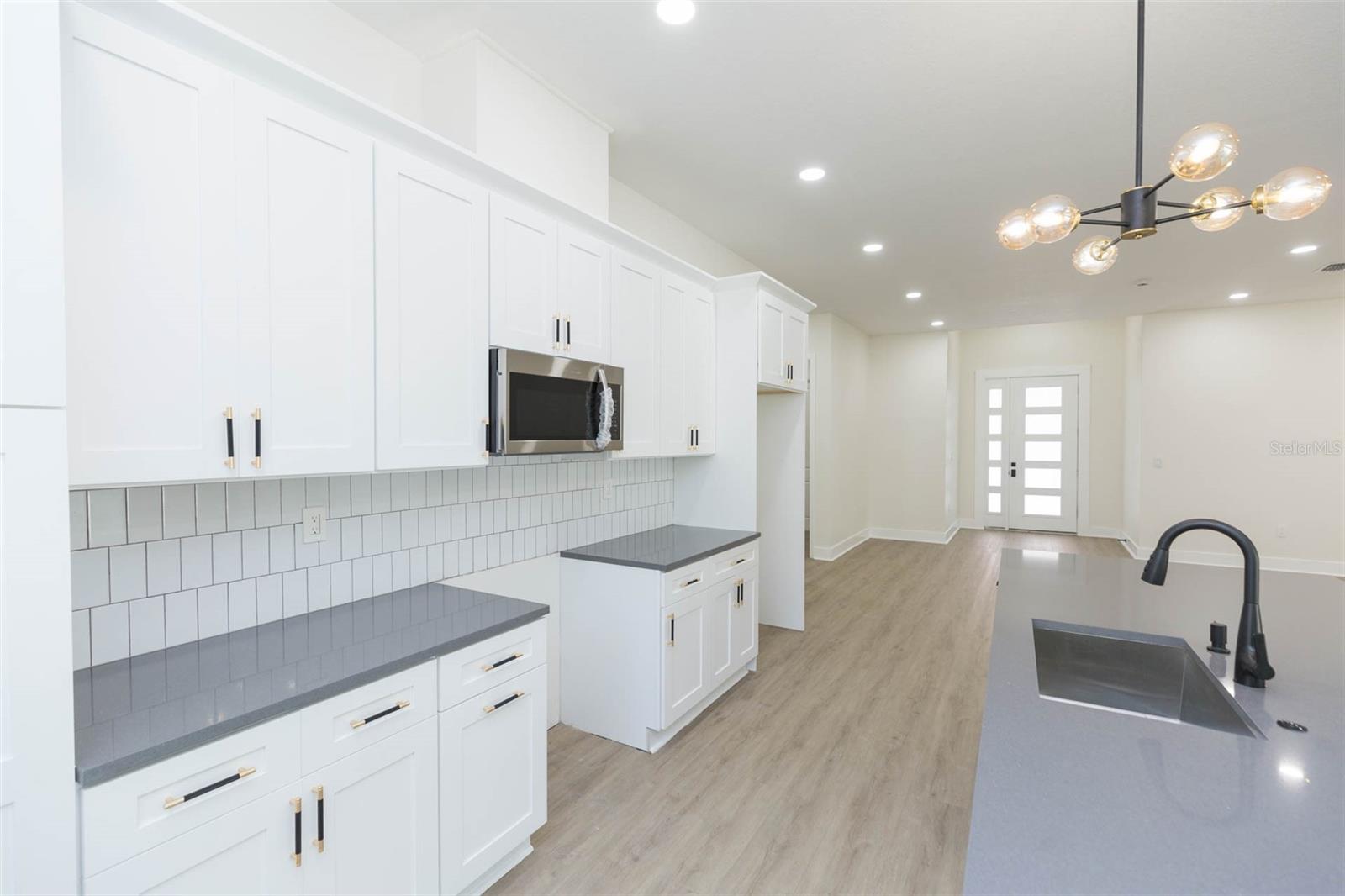 Image 34 of 65 For 723 113th Avenue