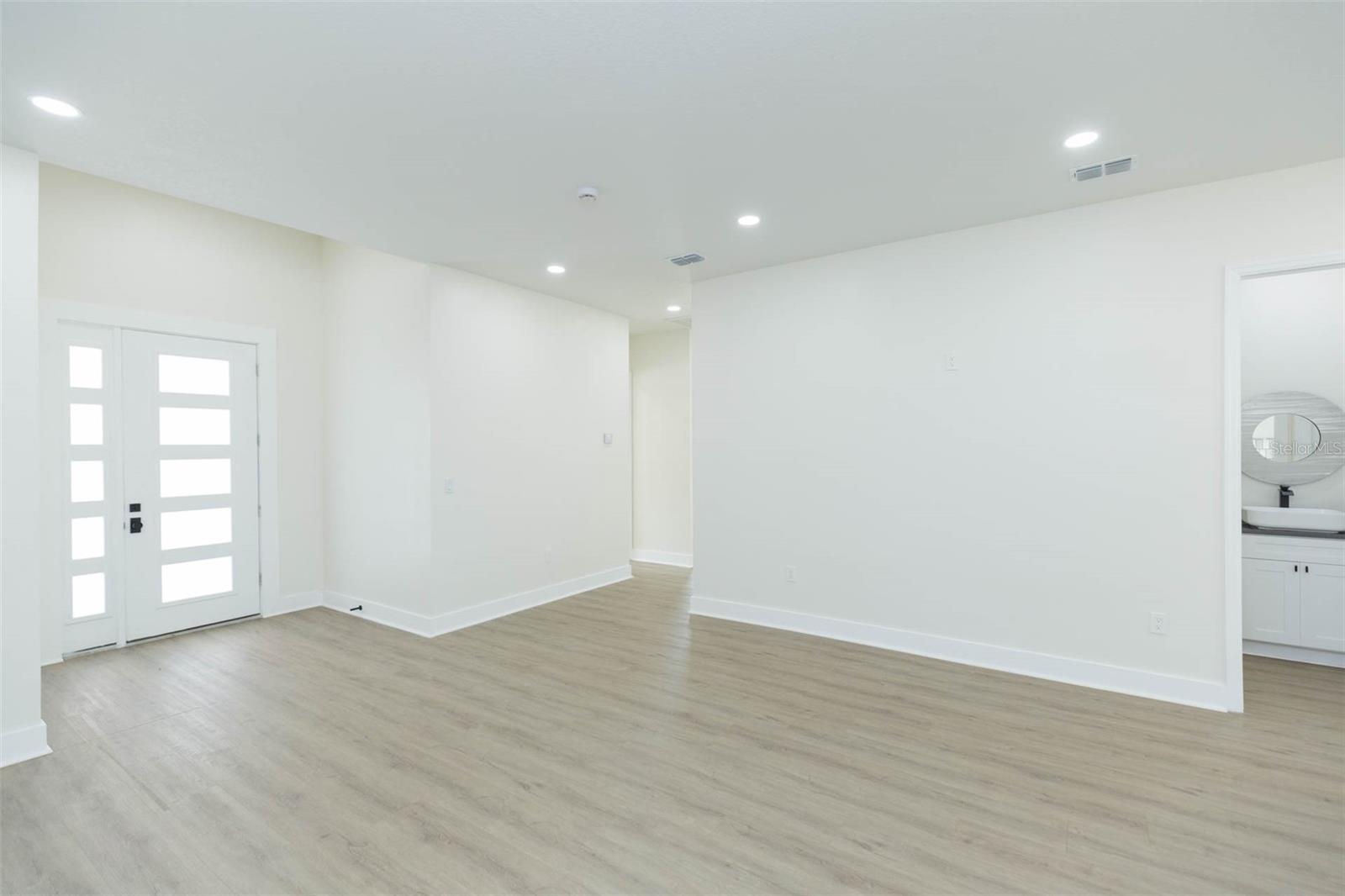 Image 37 of 65 For 723 113th Avenue