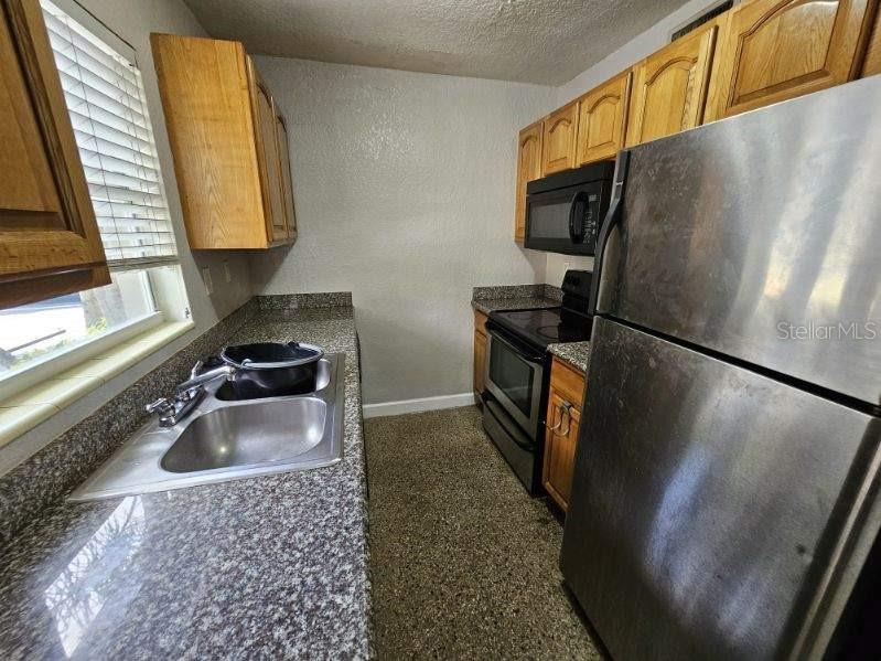 Image 13 of 20 For 212 Church Avenue 107