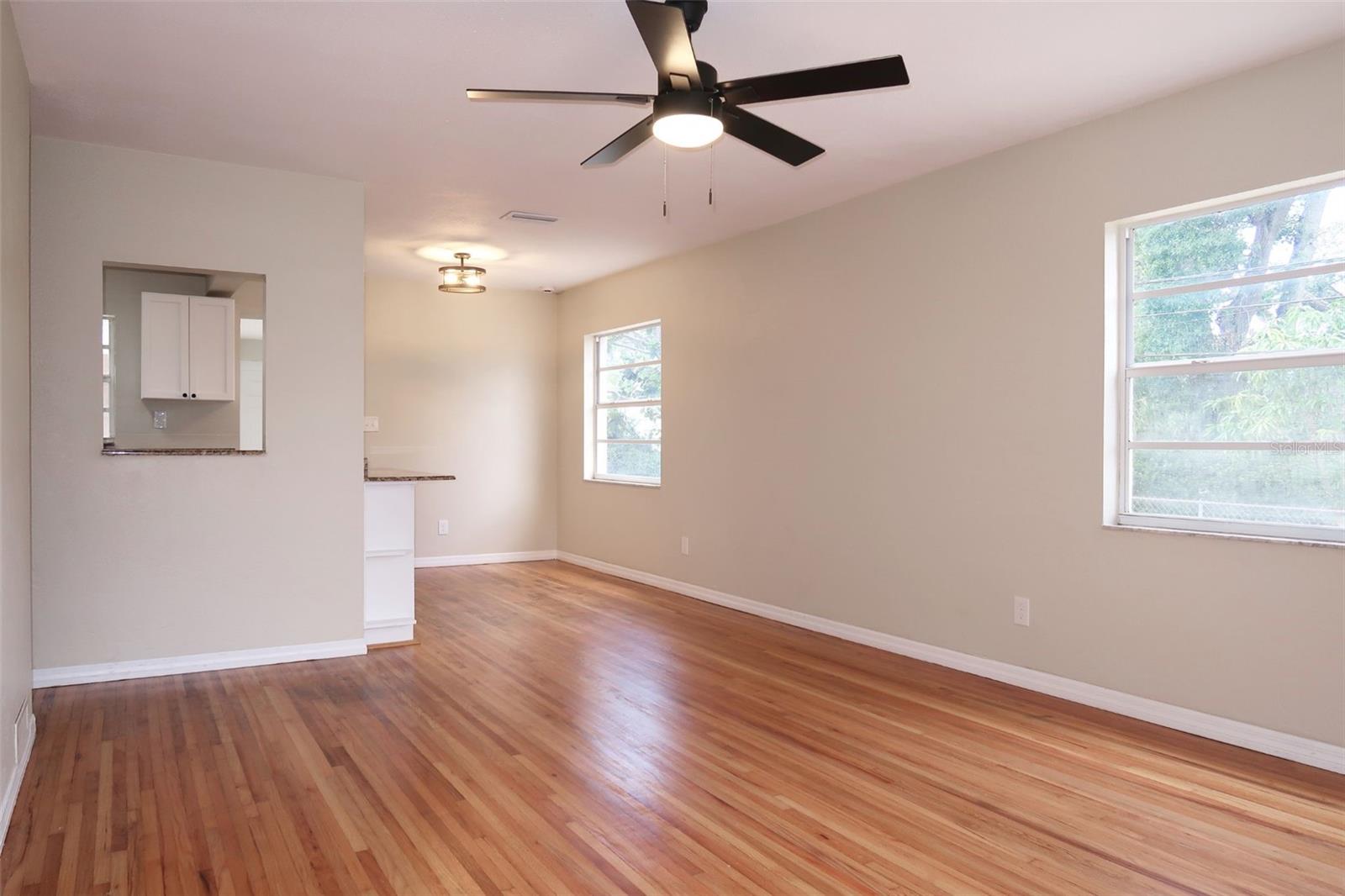 Image 3 of 16 For 4572 33rd Avenue N
