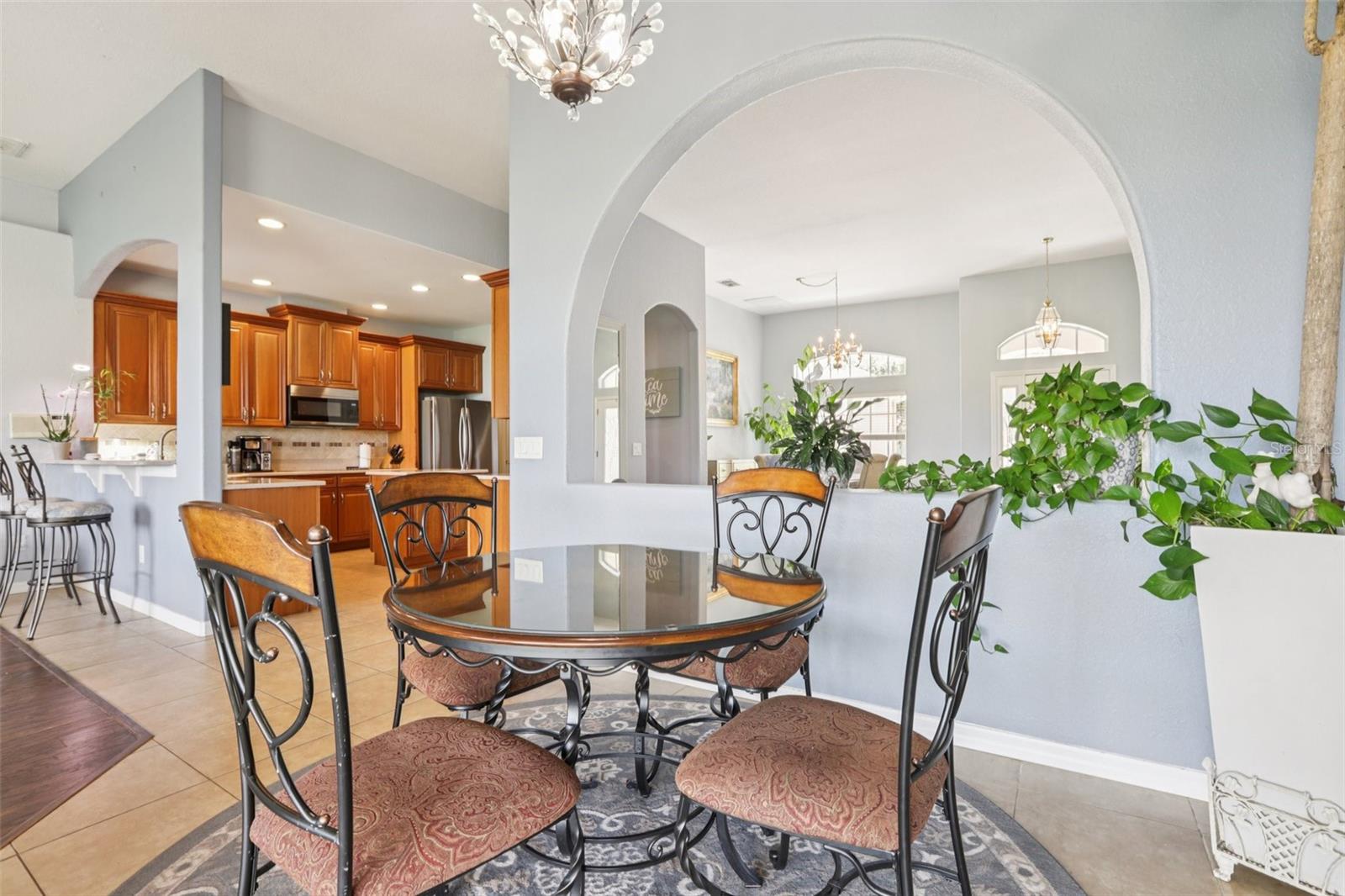 Image 12 of 43 For 10435 Deerberry Drive