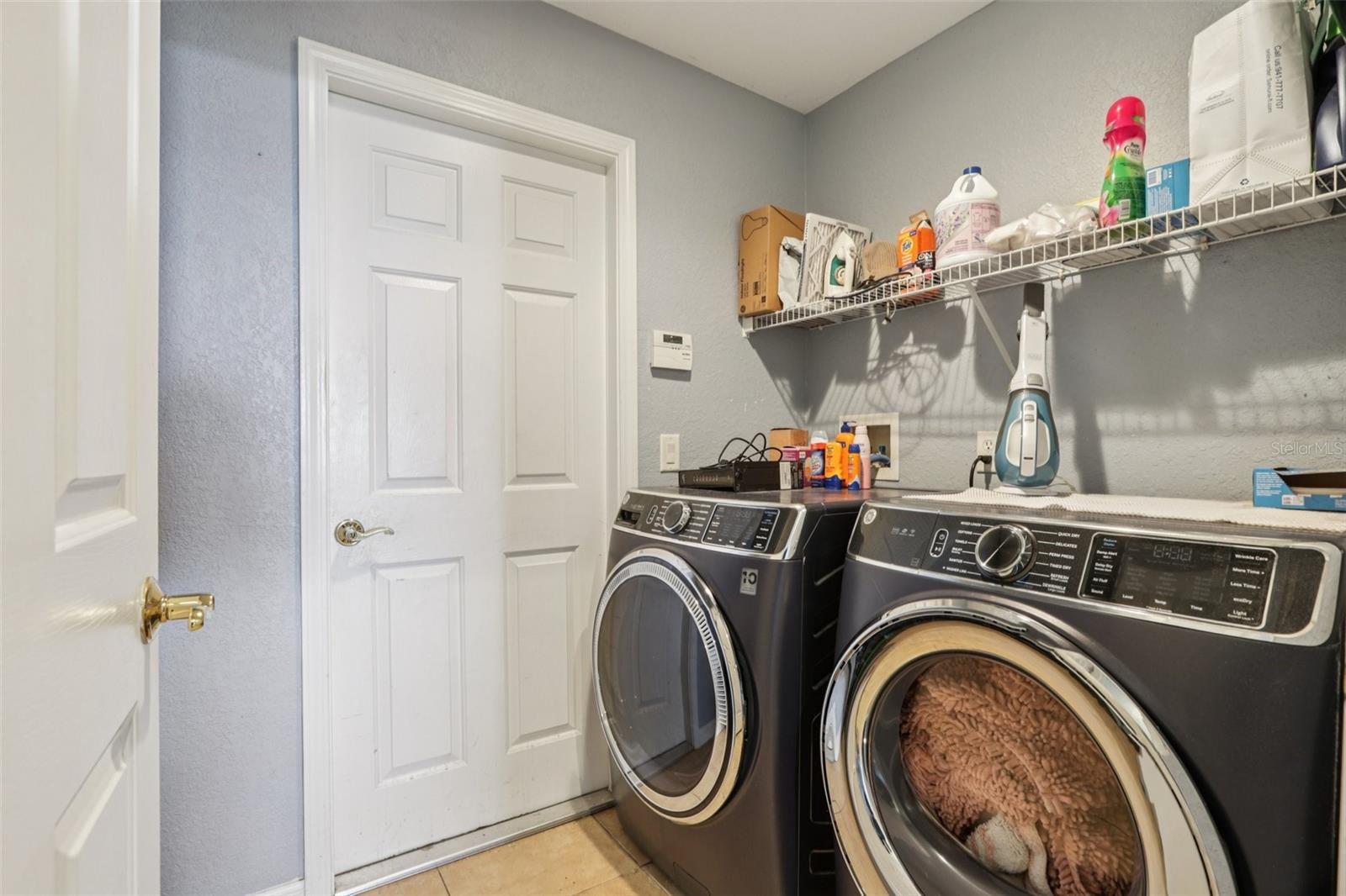 Image 22 of 43 For 10435 Deerberry Drive