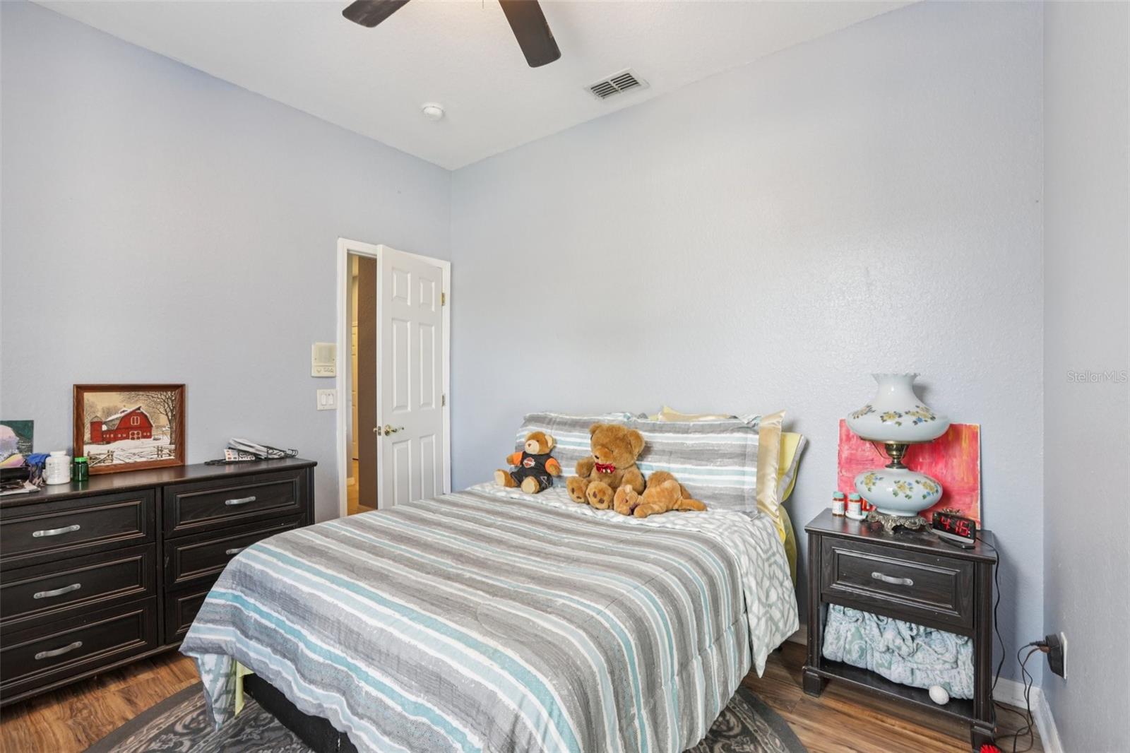 Image 27 of 43 For 10435 Deerberry Drive