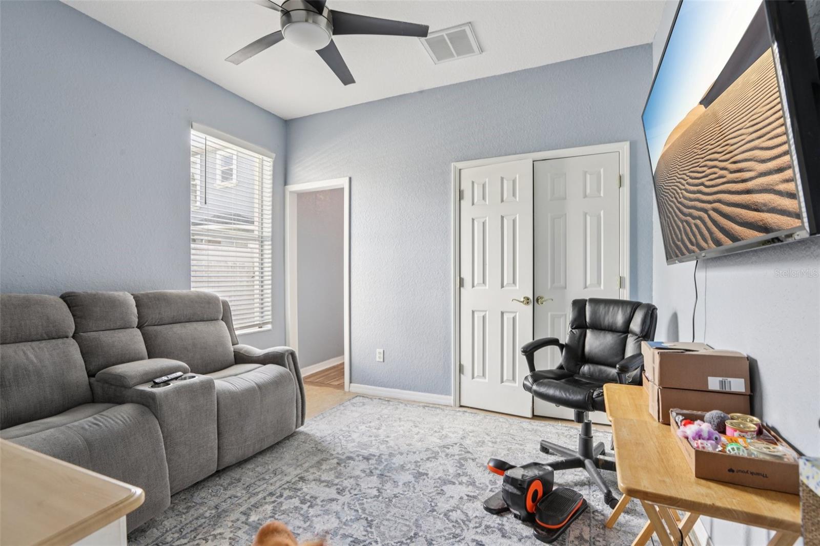 Image 28 of 43 For 10435 Deerberry Drive