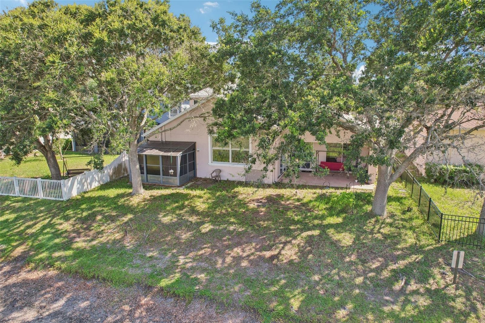 Image 37 of 43 For 10435 Deerberry Drive