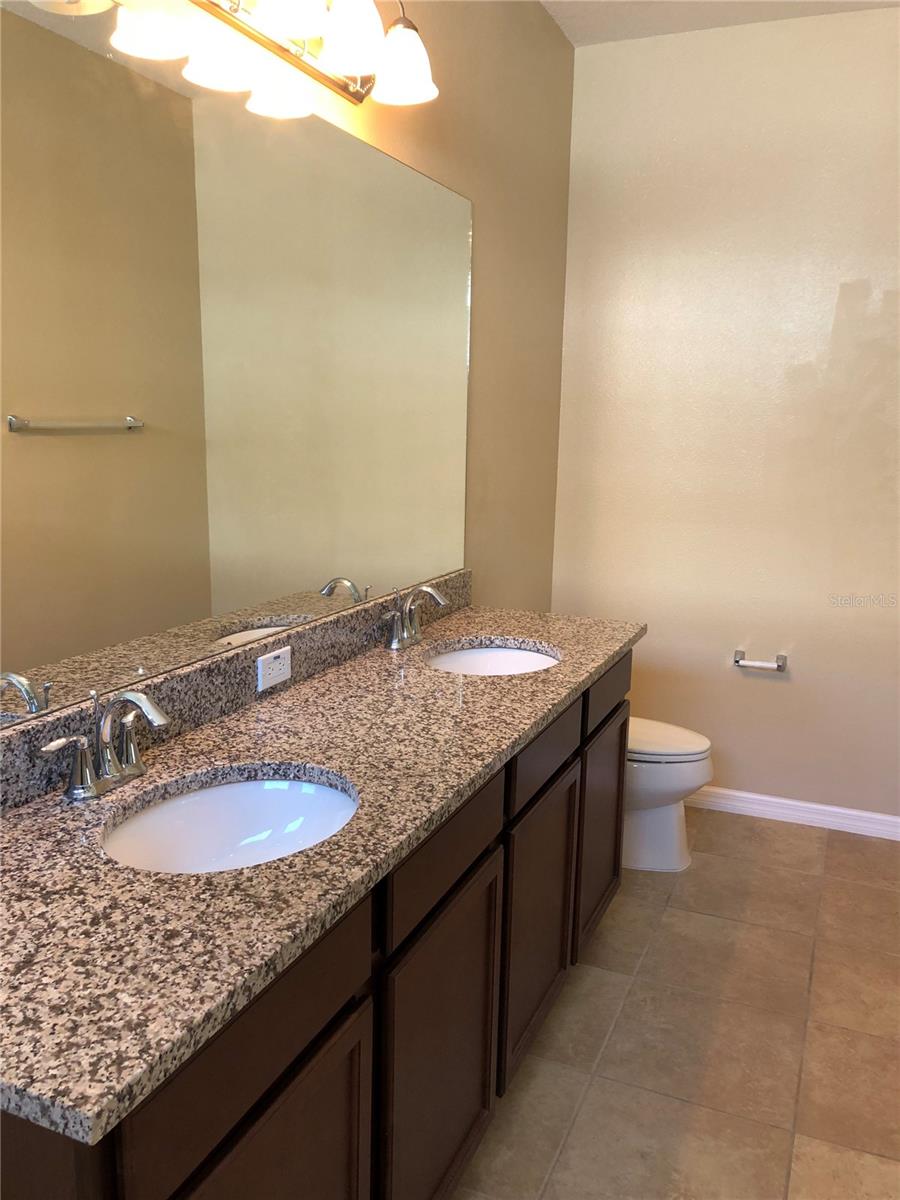 Listing photo id 14 for 11603 Tangle Stone Drive
