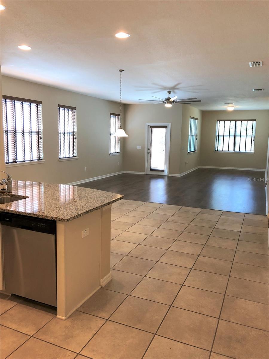 Listing photo id 3 for 11603 Tangle Stone Drive