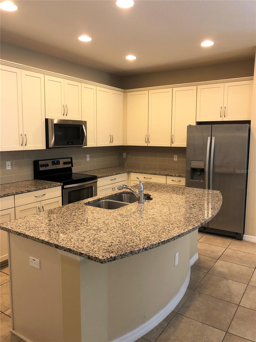 Listing photo id 6 for 11603 Tangle Stone Drive