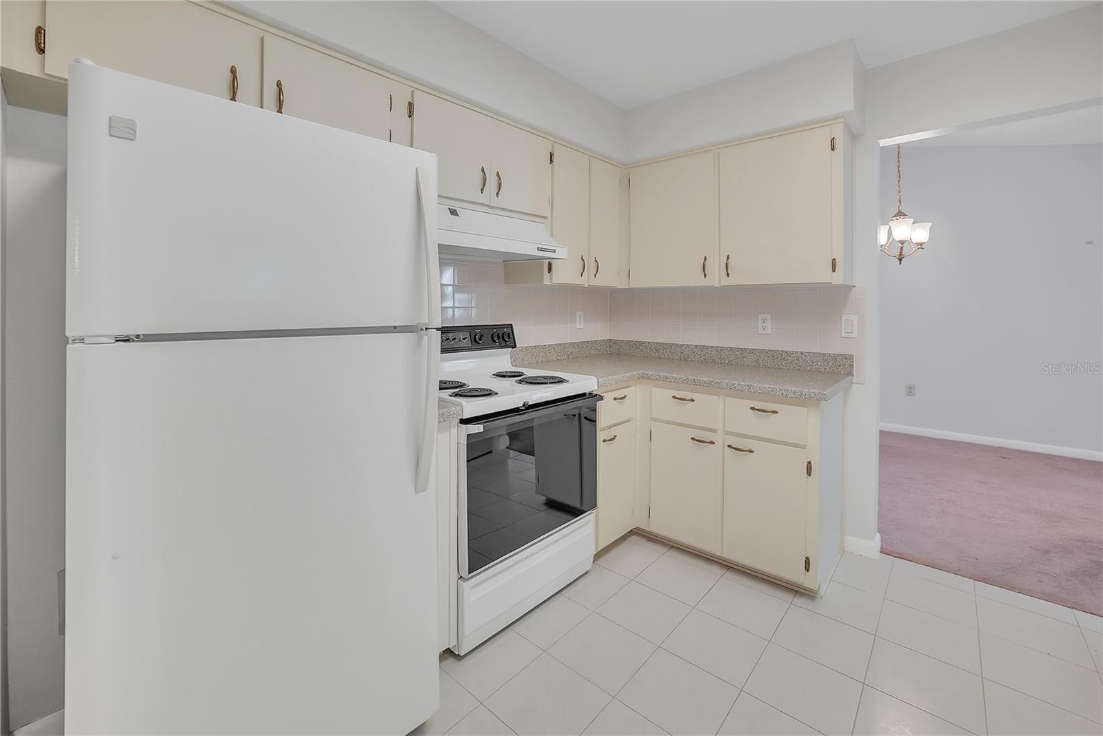 Image 10 of 57 For 5402 Rosewall Circle