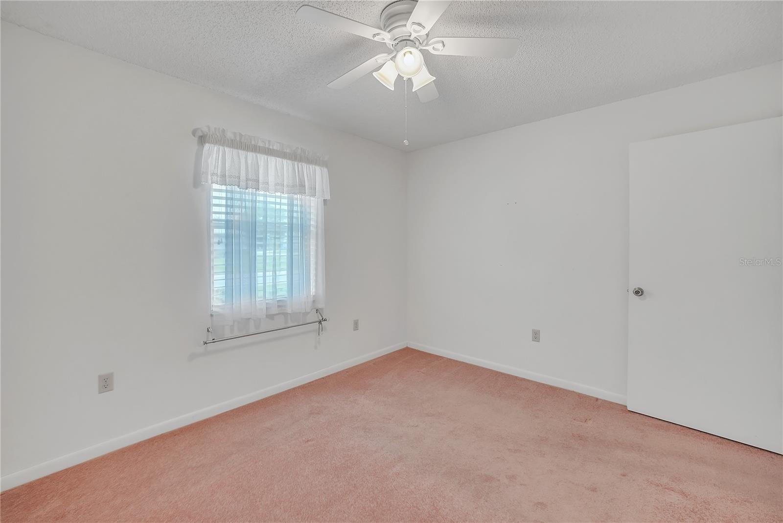 Image 20 of 57 For 5402 Rosewall Circle