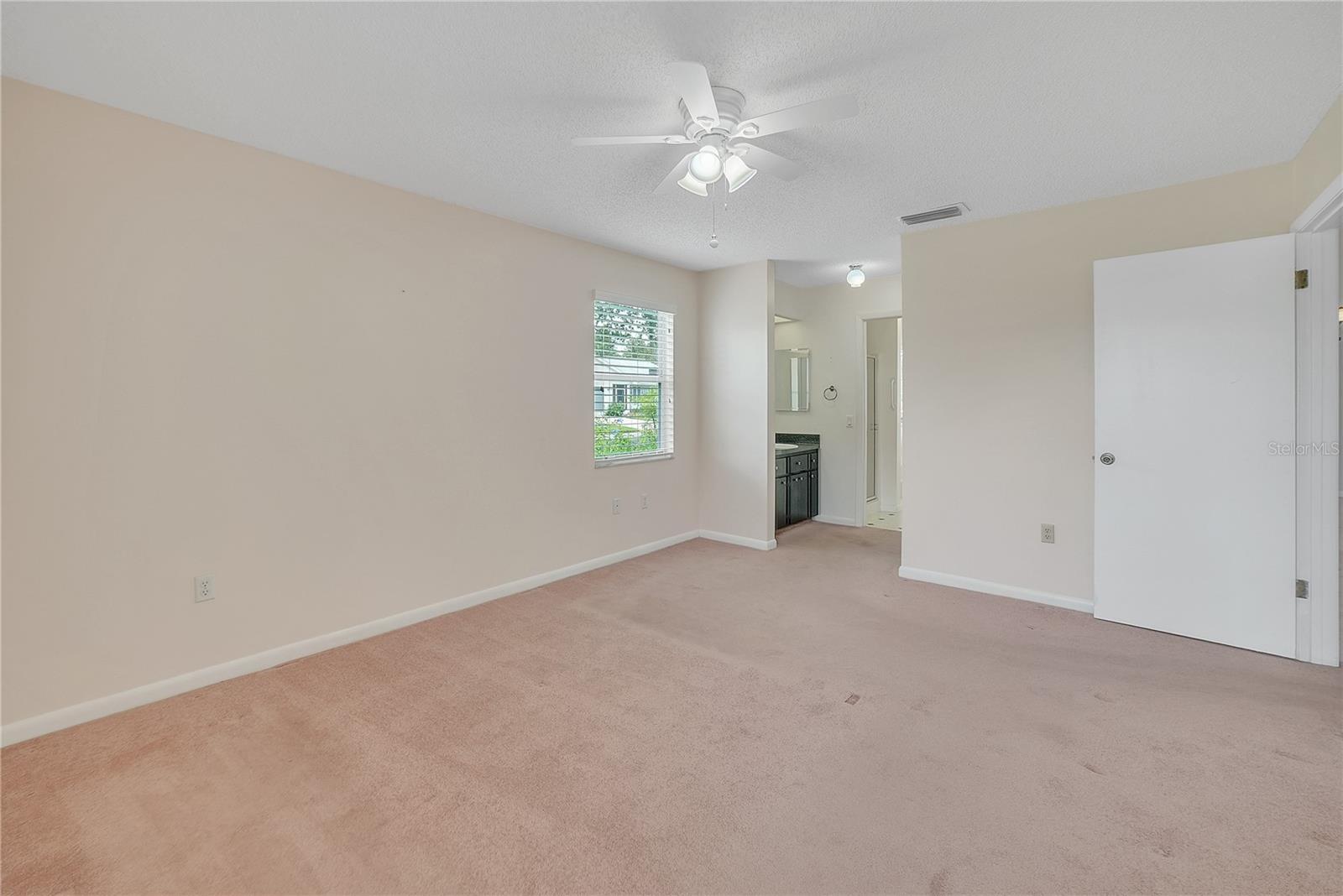 Image 27 of 57 For 5402 Rosewall Circle