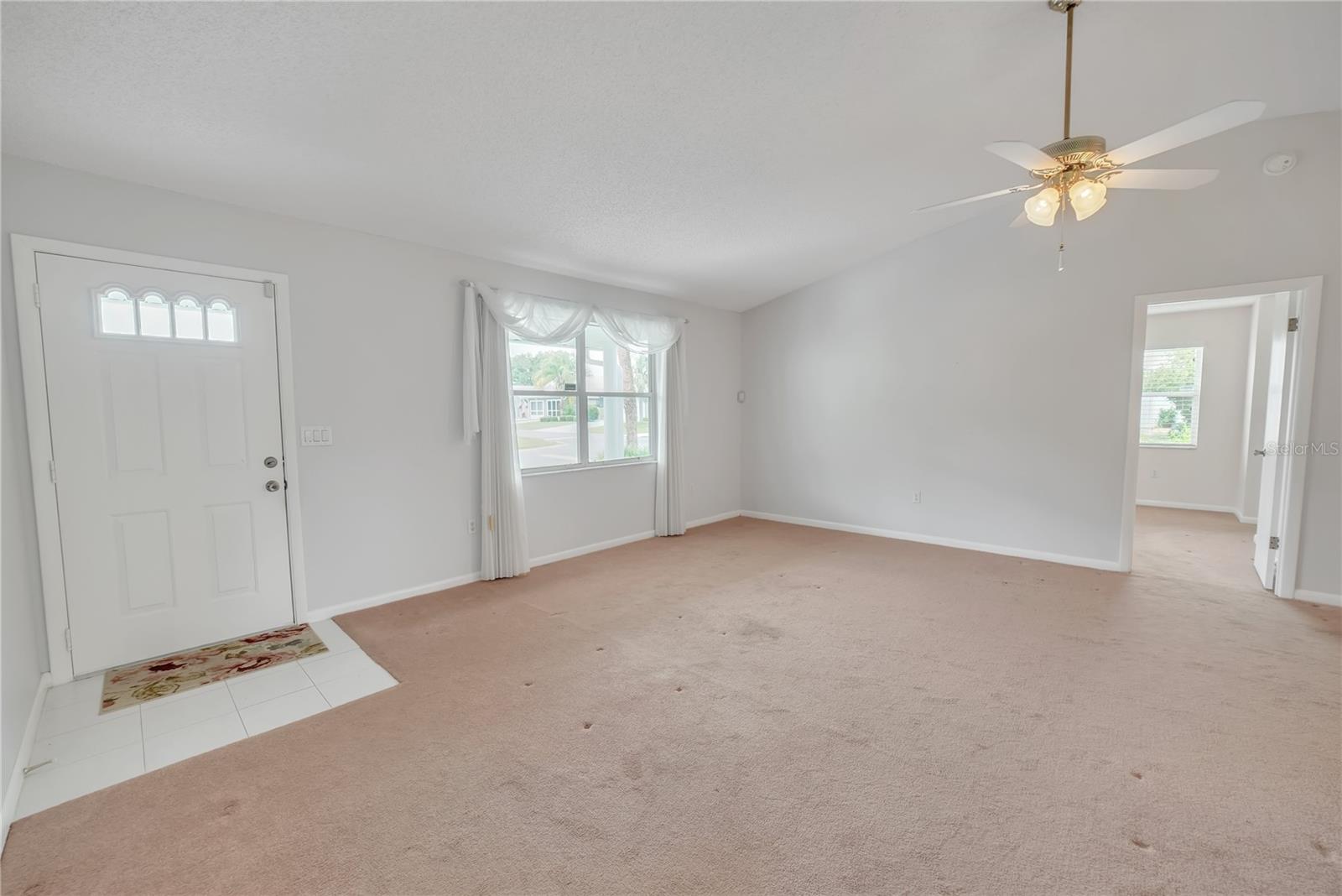 Image 7 of 57 For 5402 Rosewall Circle