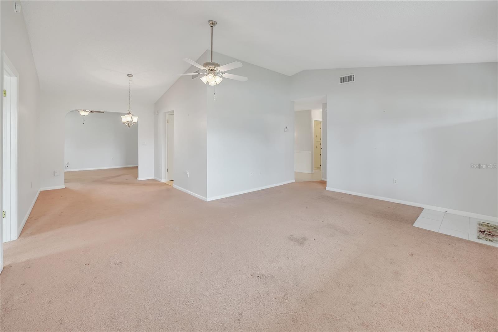 Image 8 of 57 For 5402 Rosewall Circle