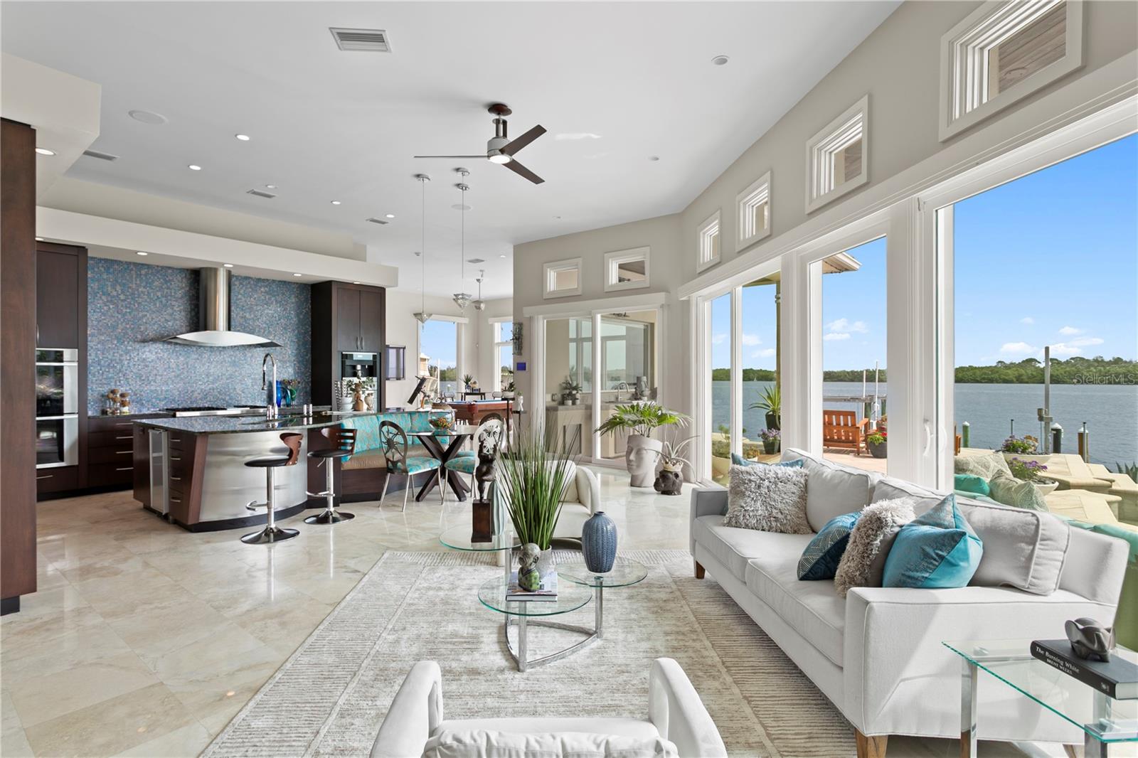 Listing photo id 18 for 2279 Mermaid Point Ne