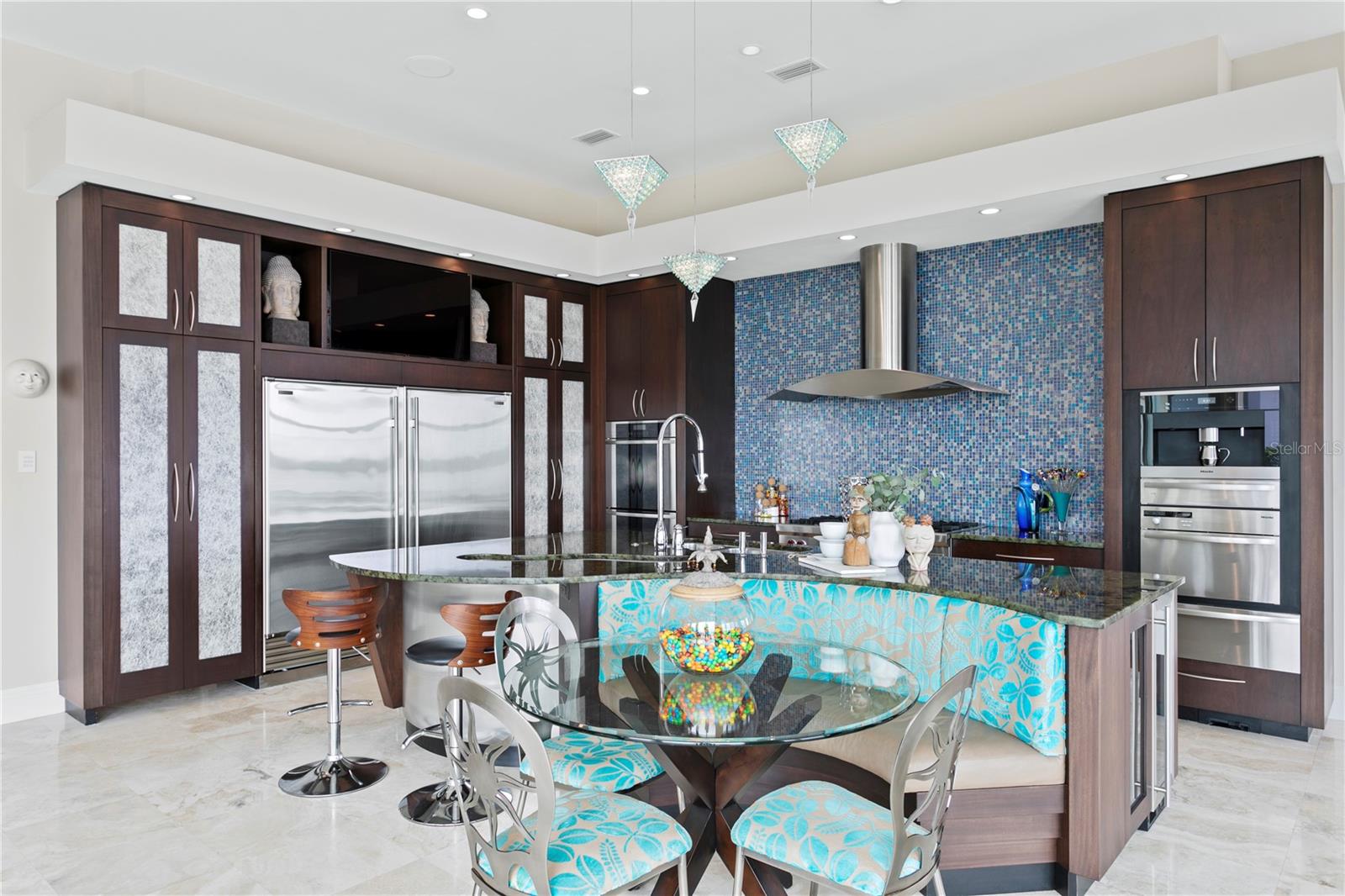 Listing photo id 22 for 2279 Mermaid Point Ne