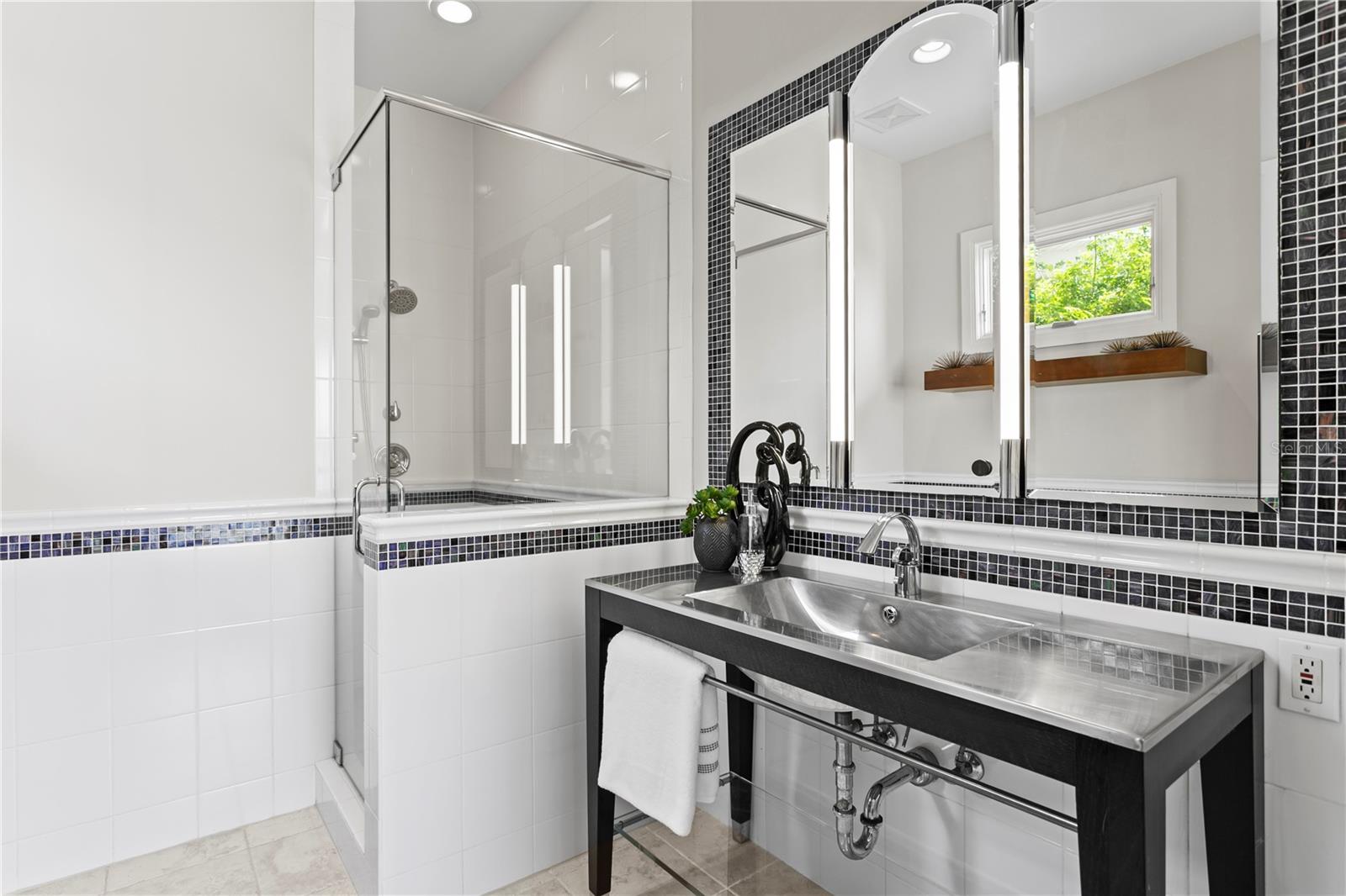 Listing photo id 42 for 2279 Mermaid Point Ne