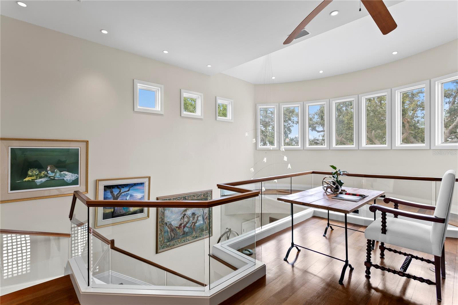 Listing photo id 65 for 2279 Mermaid Point Ne