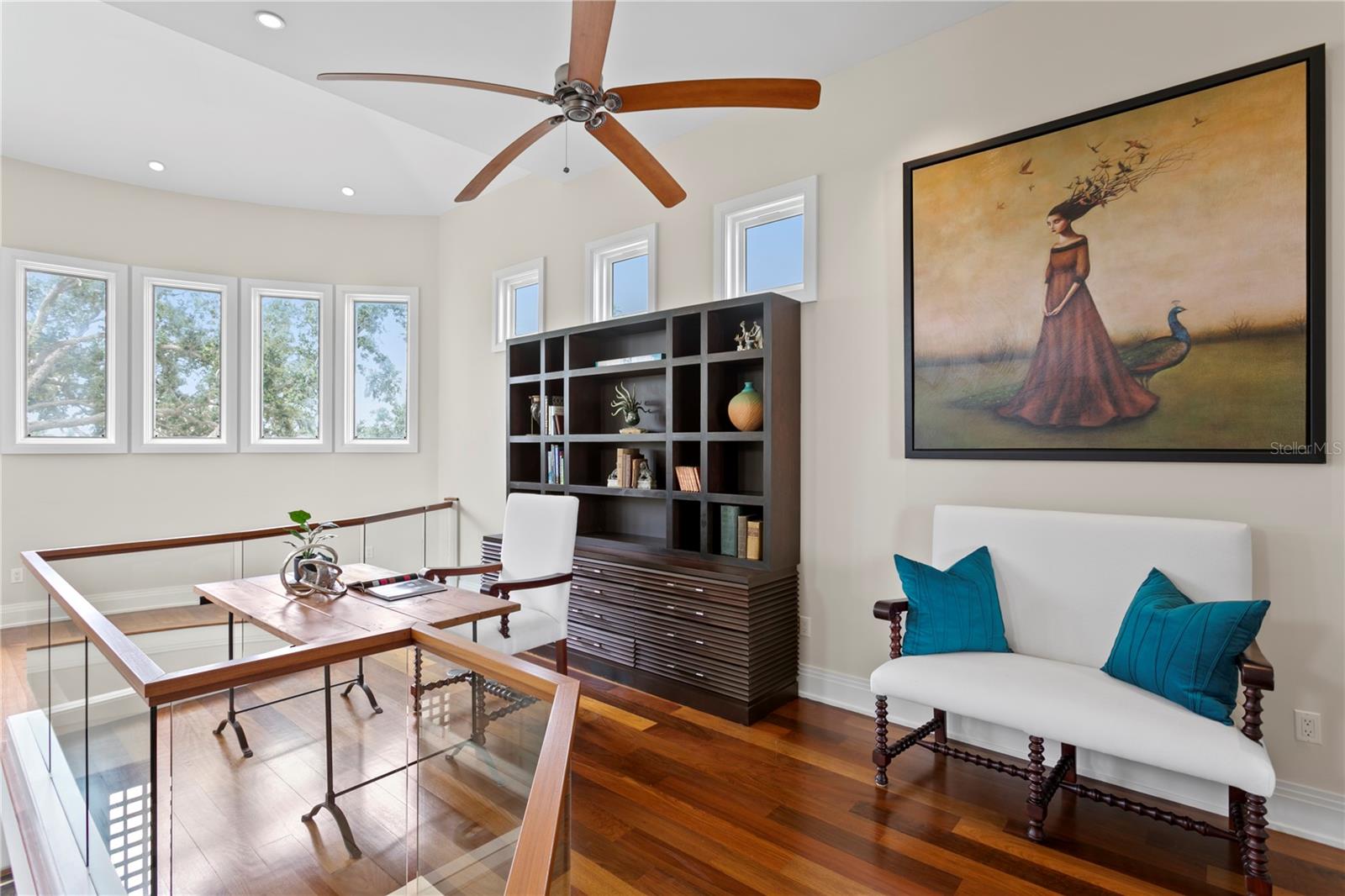 Listing photo id 66 for 2279 Mermaid Point Ne
