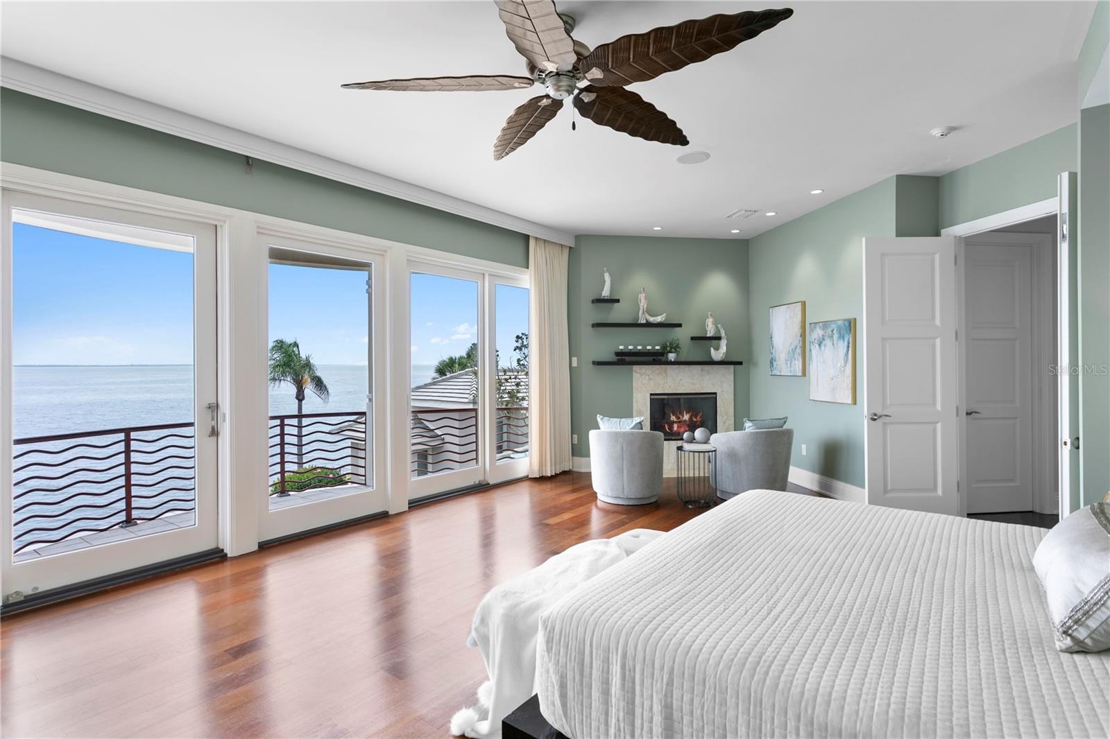 Listing photo id 71 for 2279 Mermaid Point Ne