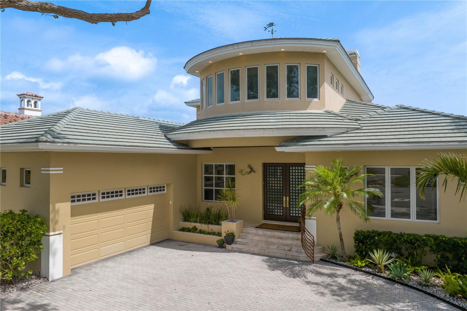 Listing photo id 85 for 2279 Mermaid Point Ne