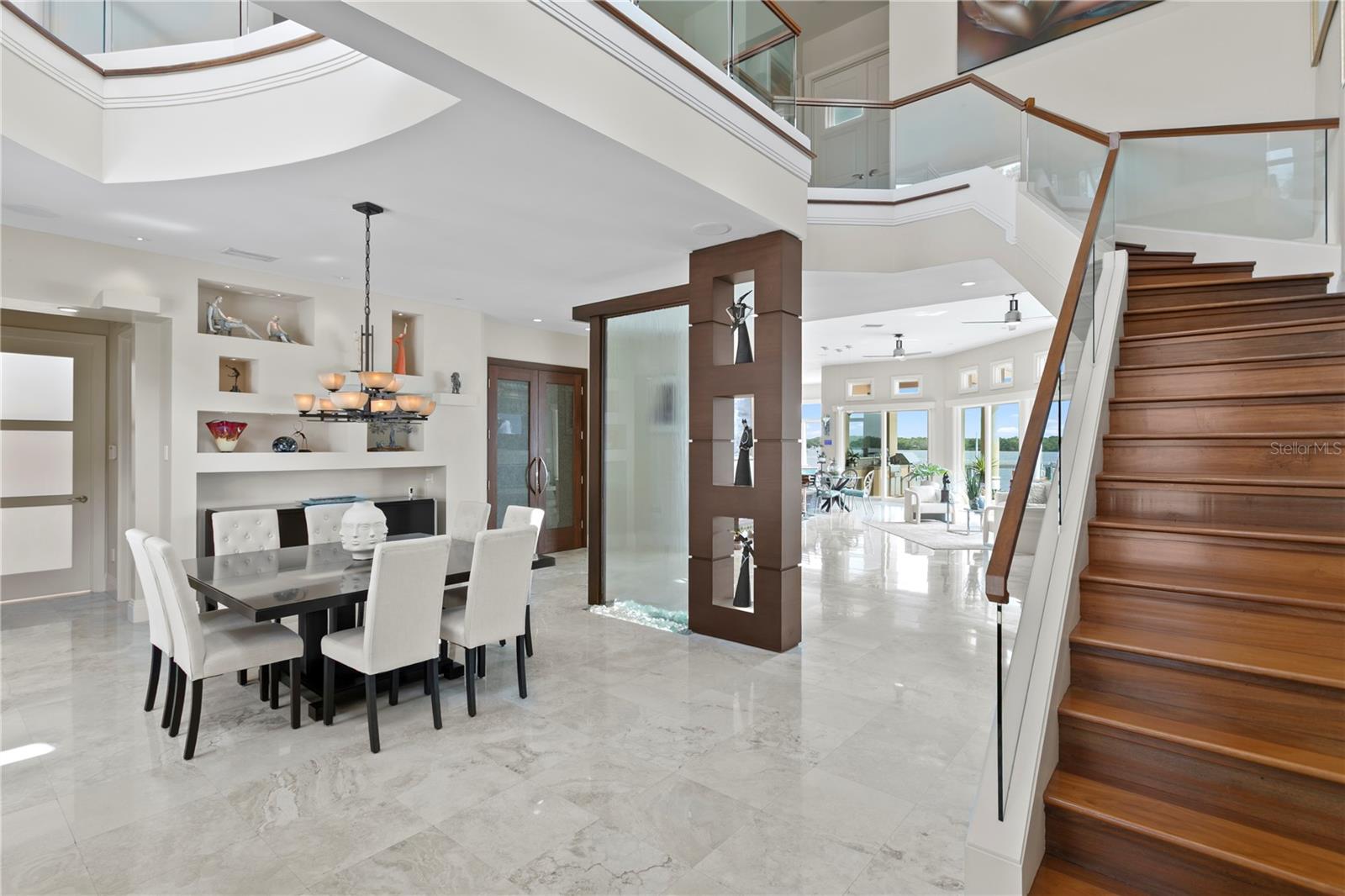 Listing photo id 7 for 2279 Mermaid Point Ne
