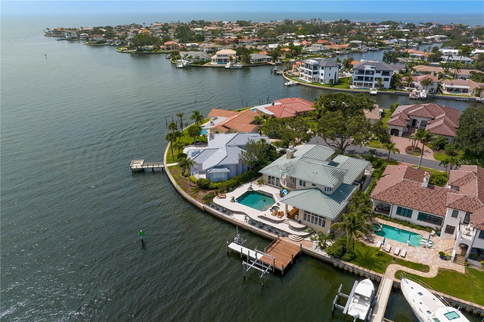 Listing photo id 89 for 2279 Mermaid Point Ne