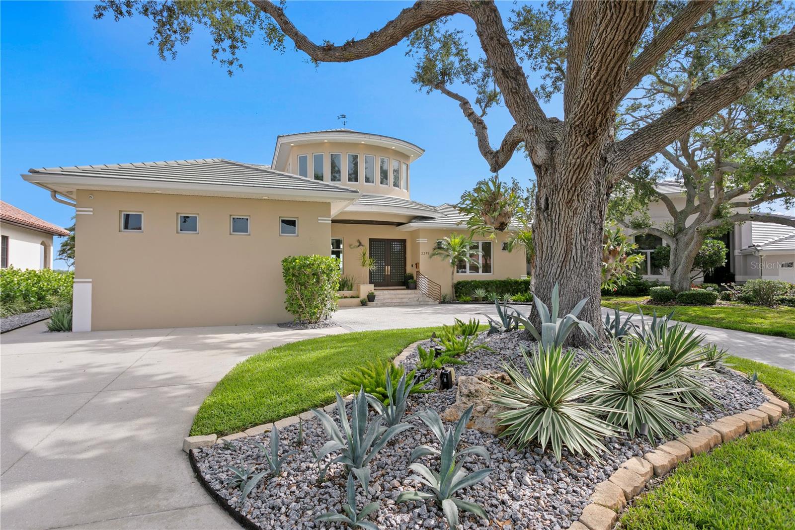 Listing photo id 92 for 2279 Mermaid Point Ne