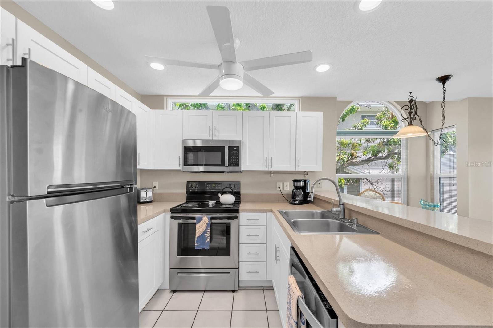 Image 11 of 55 For 2507 Bay Boulevard A