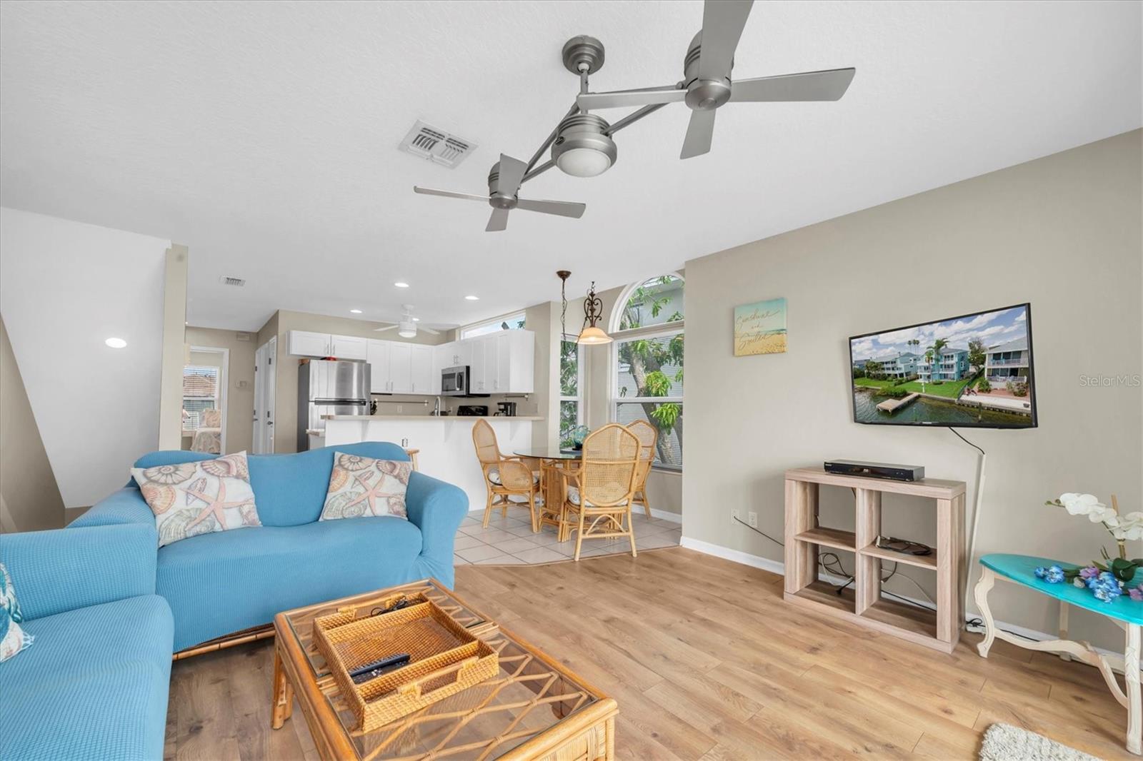 Image 16 of 55 For 2507 Bay Boulevard A