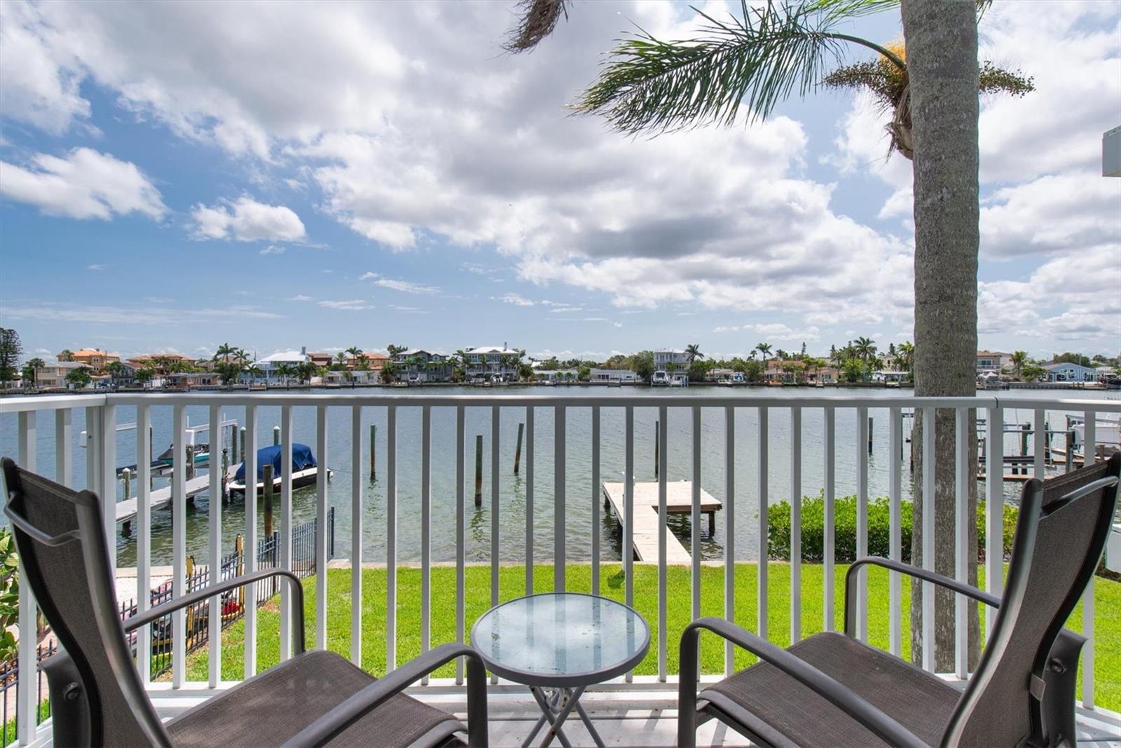 Image 23 of 55 For 2507 Bay Boulevard A