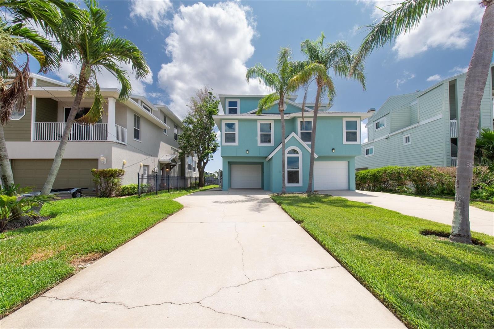 Image 4 of 55 For 2507 Bay Boulevard A