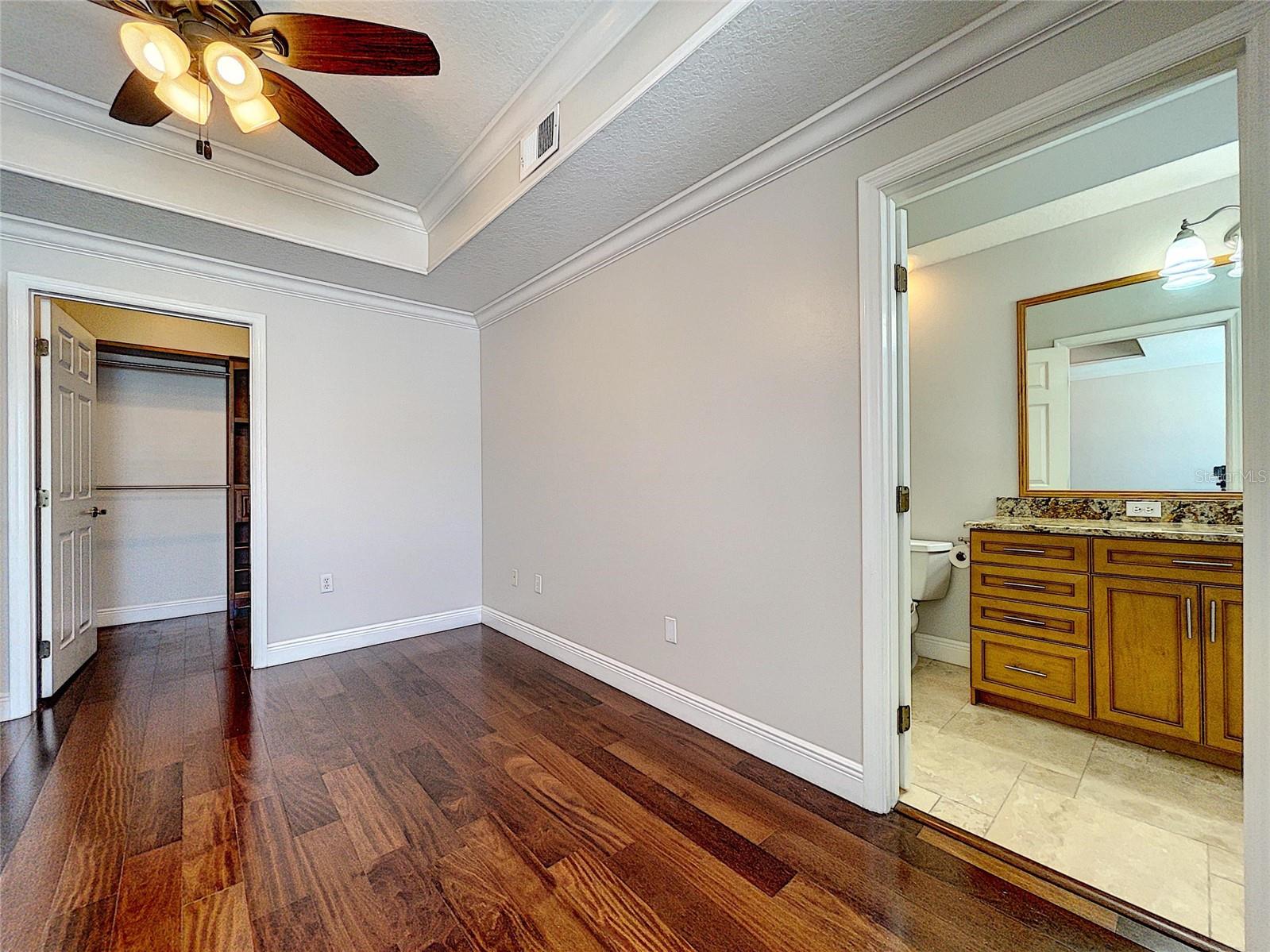 Image 11 of 26 For 800 Dakota Avenue 431