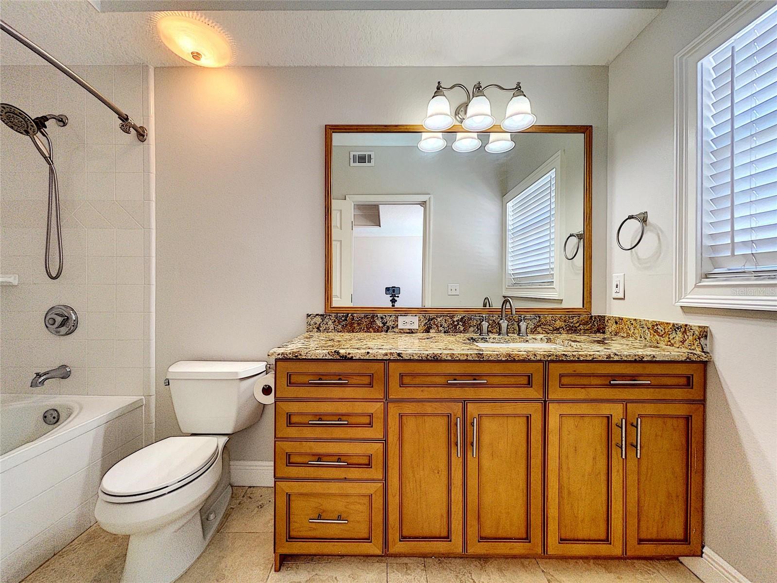 Image 15 of 26 For 800 Dakota Avenue 431
