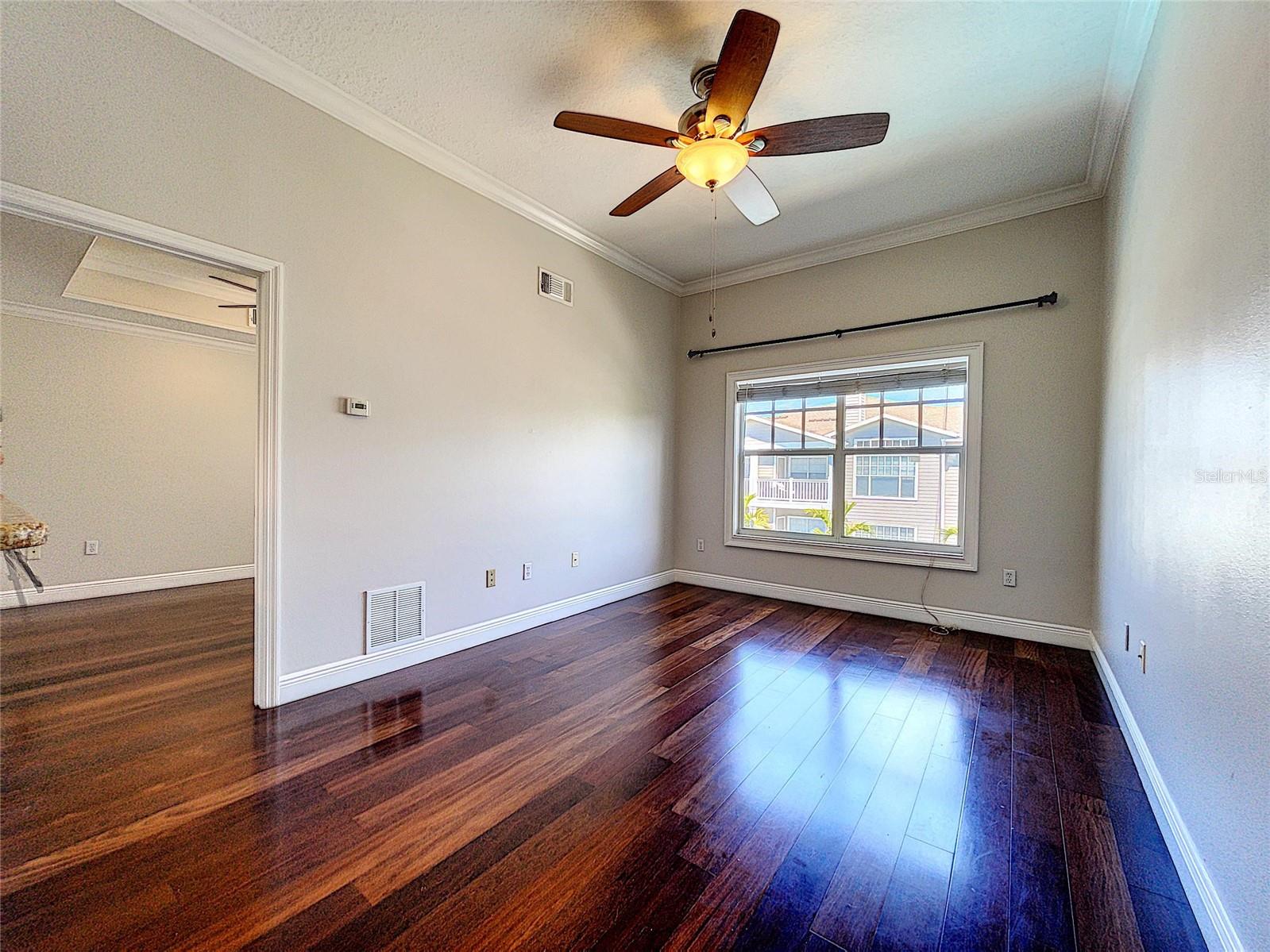 Image 3 of 26 For 800 Dakota Avenue 431