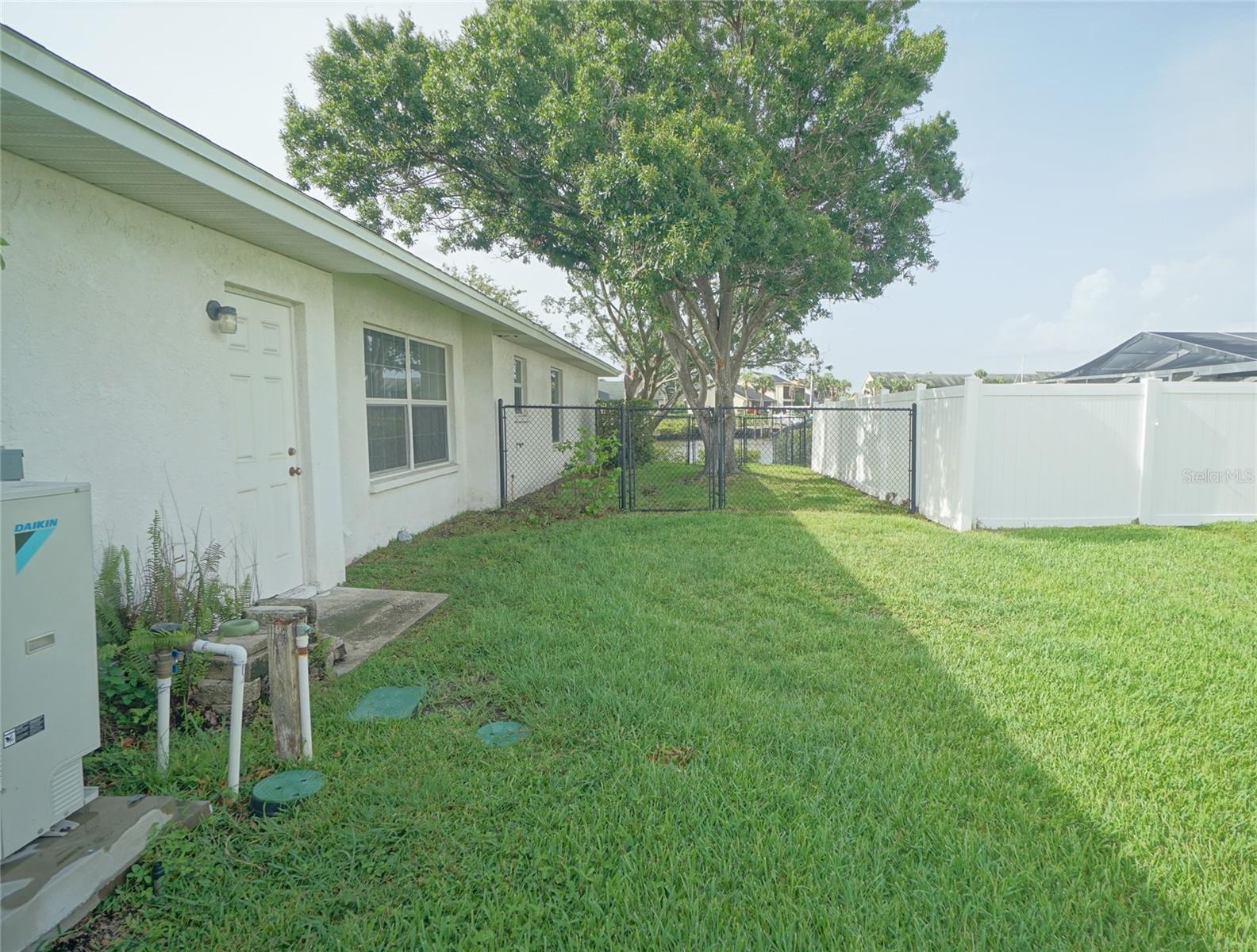 Image 31 of 36 For 705 Spanish Main Drive