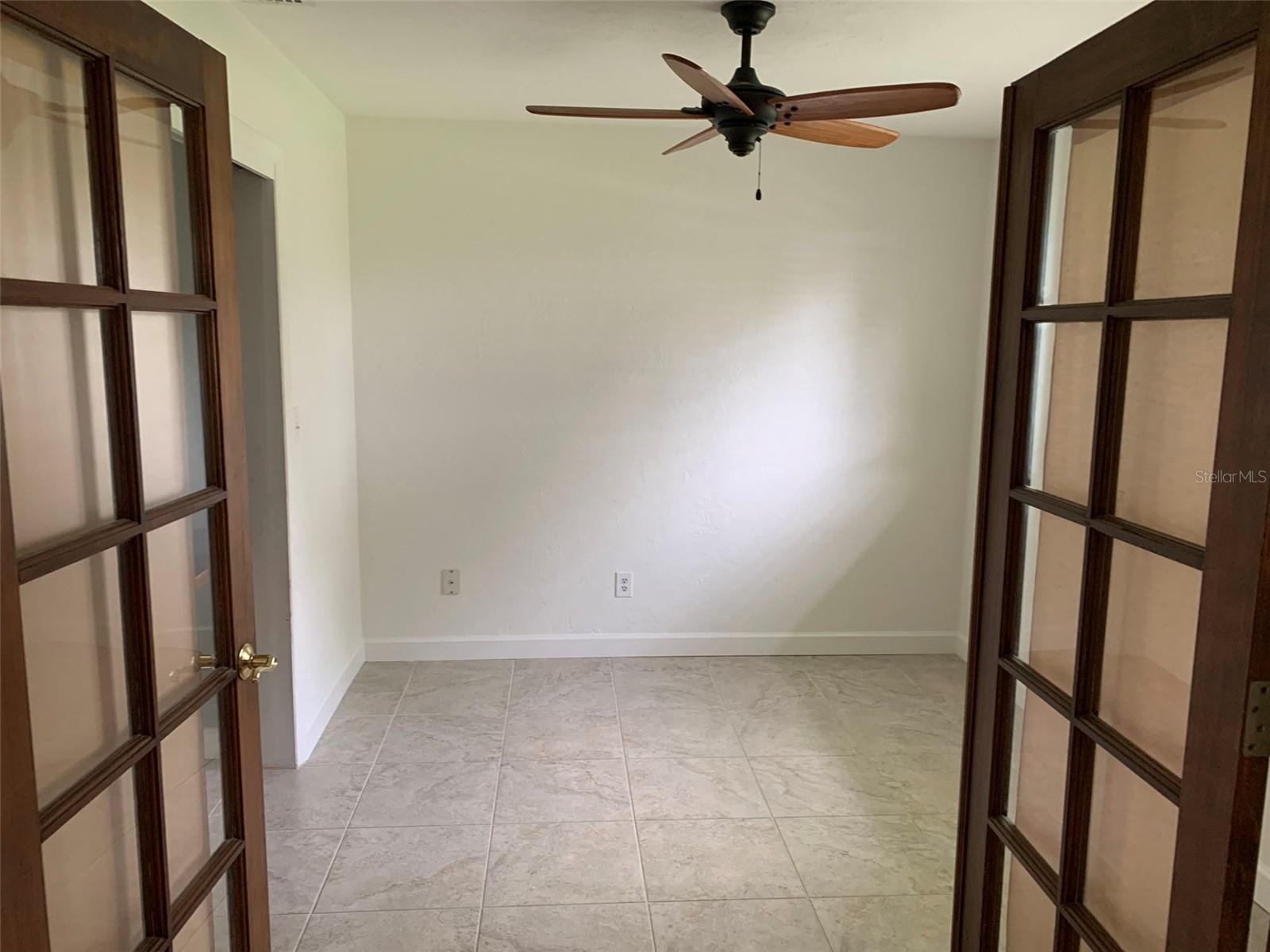 Listing photo id 0 for 6474 29th Avenue N