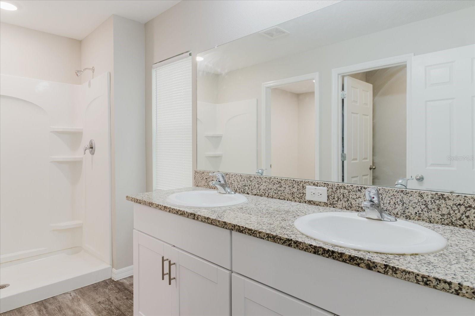 Image 14 of 42 For 13016 Boggy Creek Drive