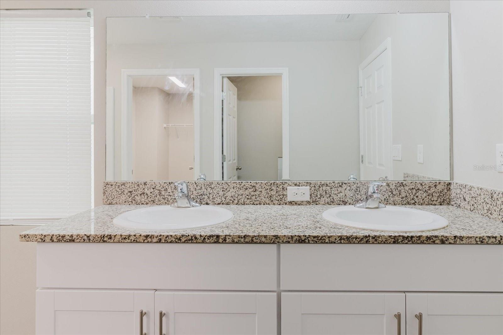 Image 15 of 42 For 13016 Boggy Creek Drive