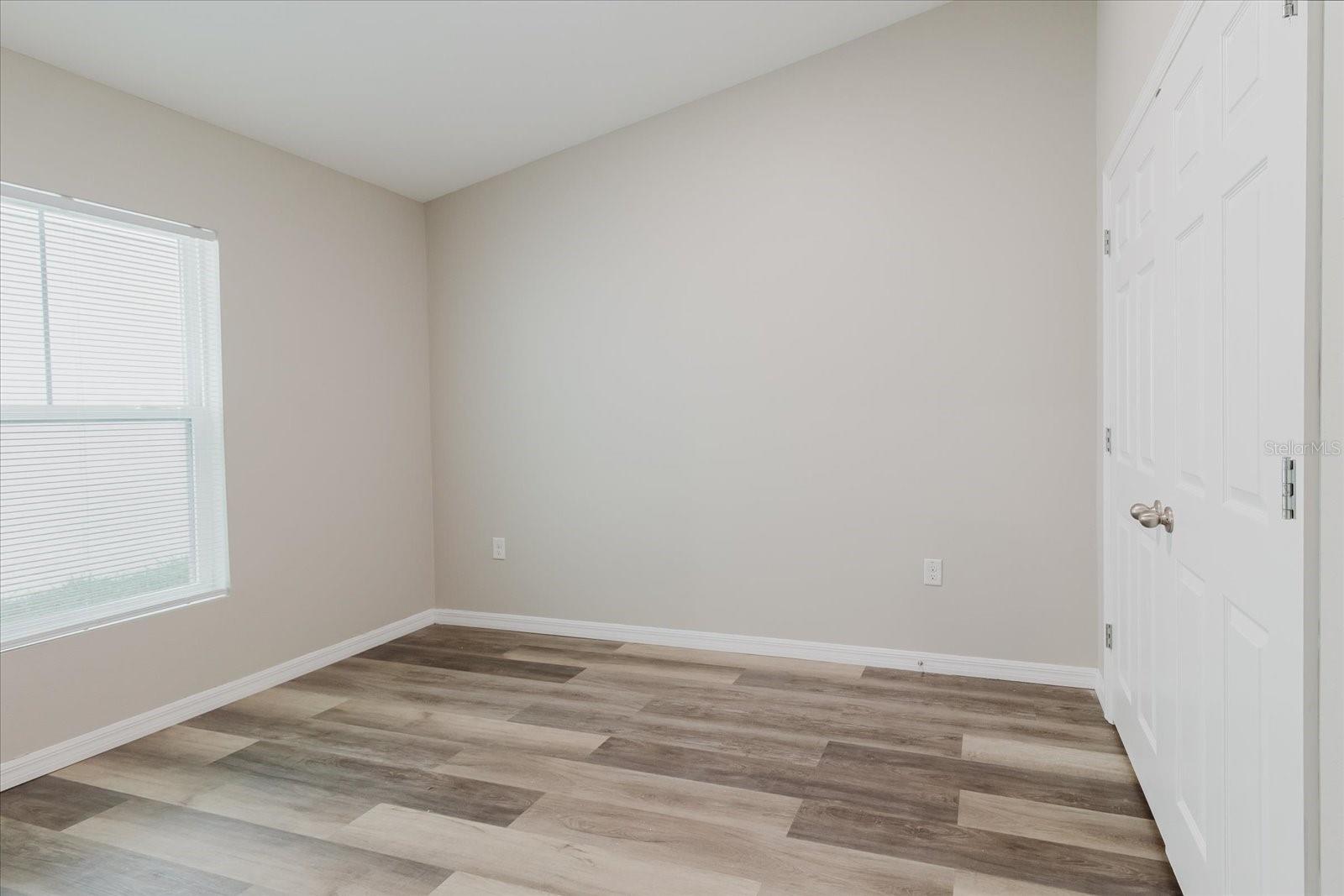 Image 21 of 42 For 13016 Boggy Creek Drive