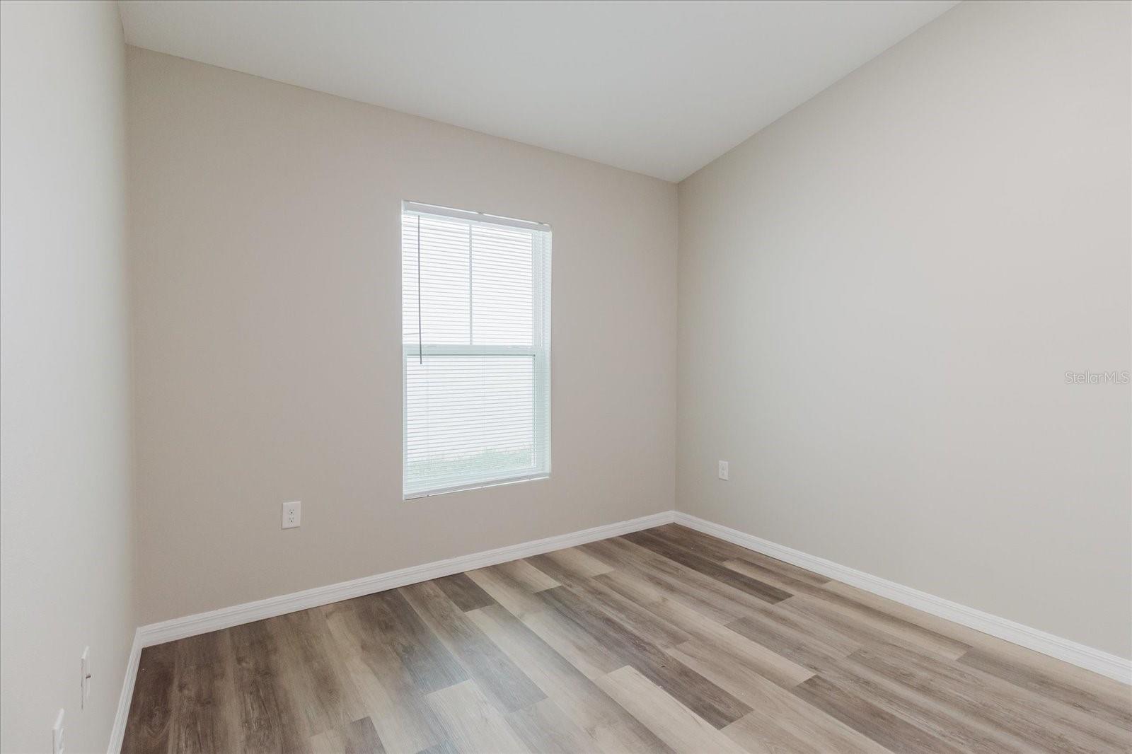 Image 22 of 42 For 13016 Boggy Creek Drive