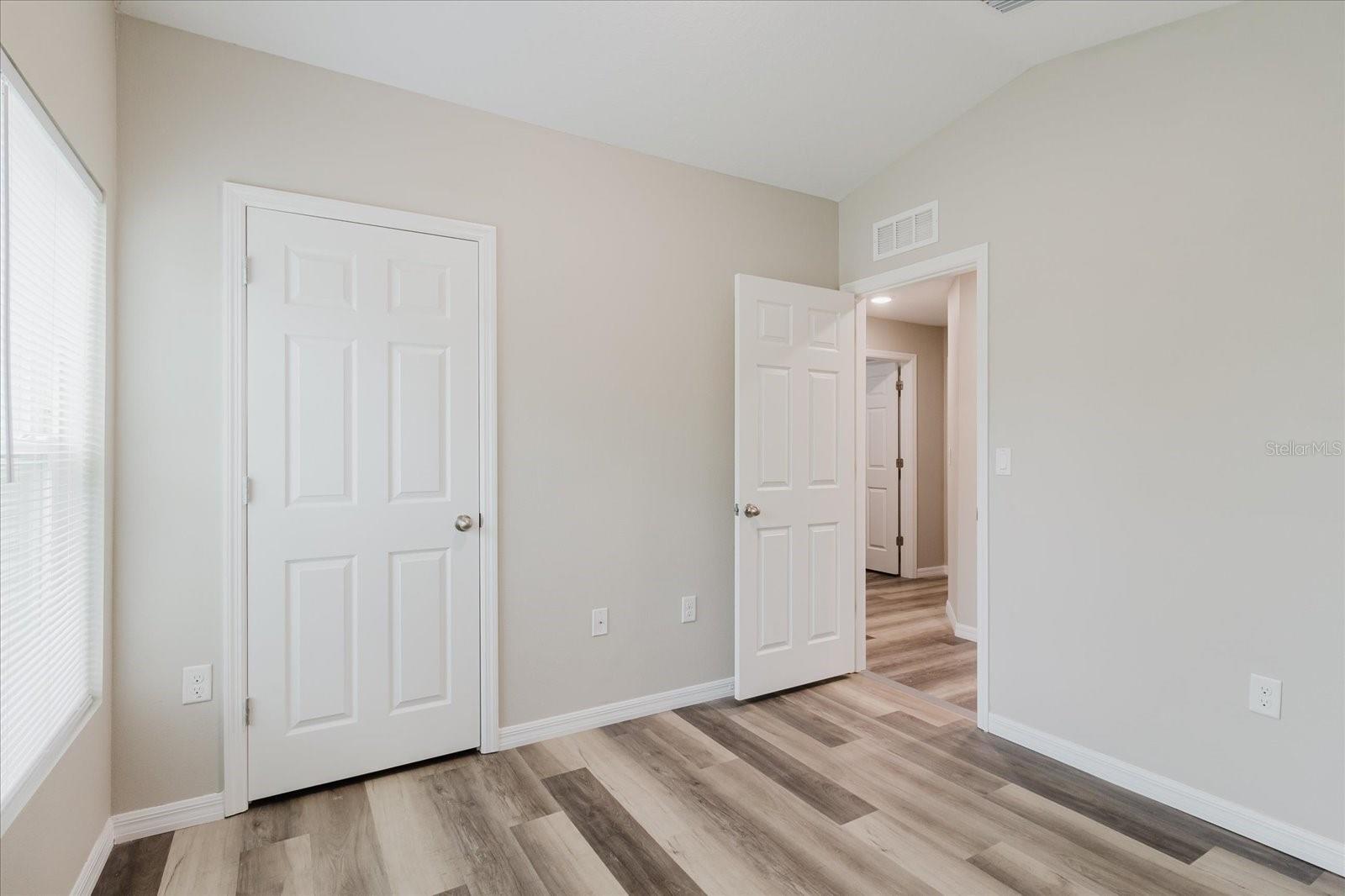 Image 33 of 42 For 13016 Boggy Creek Drive